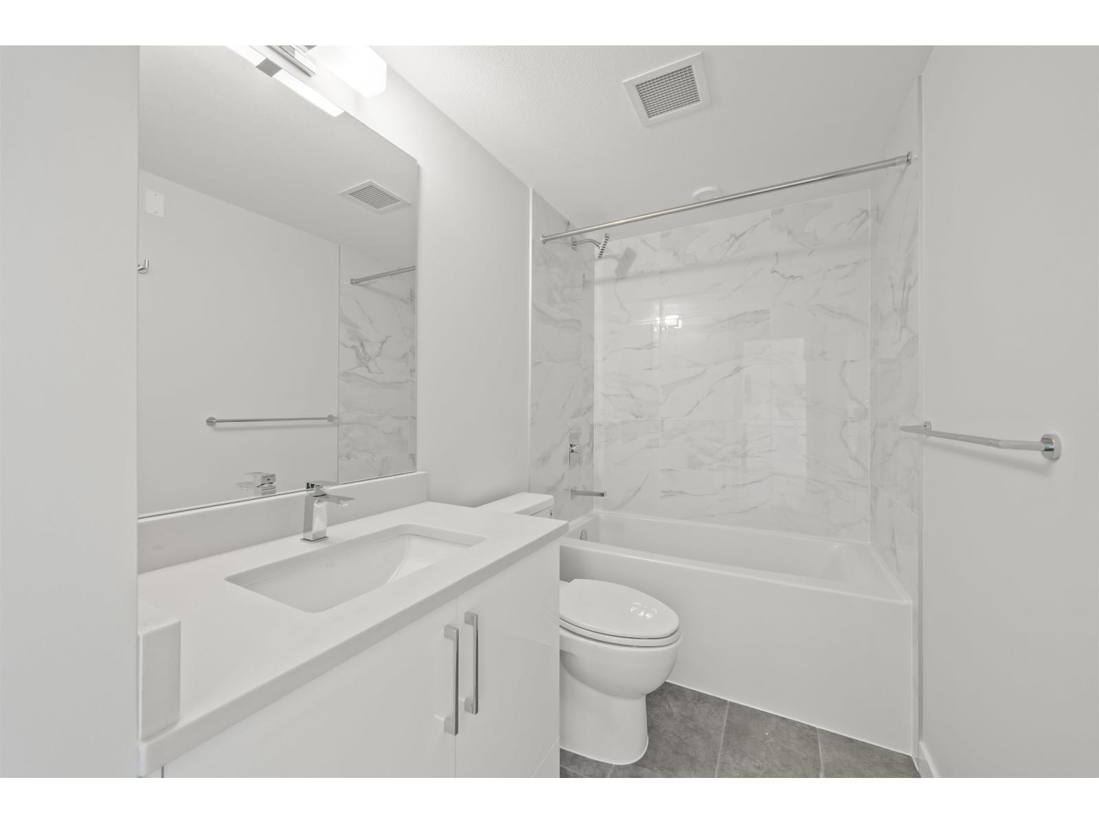 409 8423 Cedar Street Property Photo 23