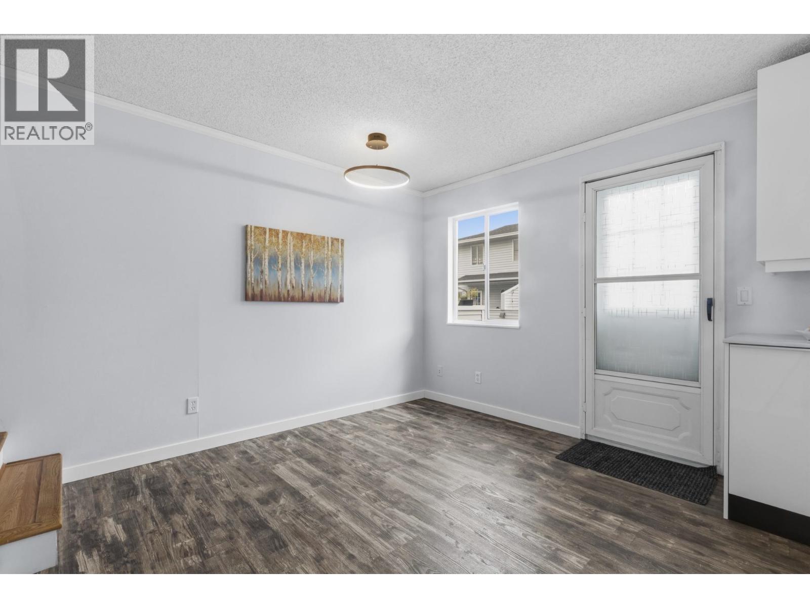 4 3384 Coast Meridian Road Property Photo 10
