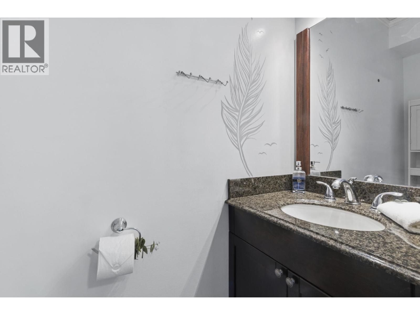 4 3384 Coast Meridian Road Property Photo 11