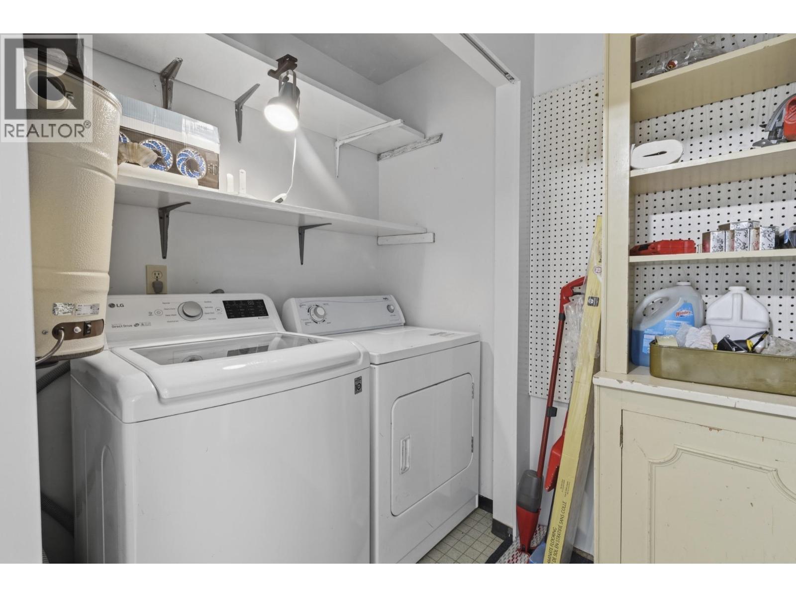 4 3384 Coast Meridian Road Property Photo 27