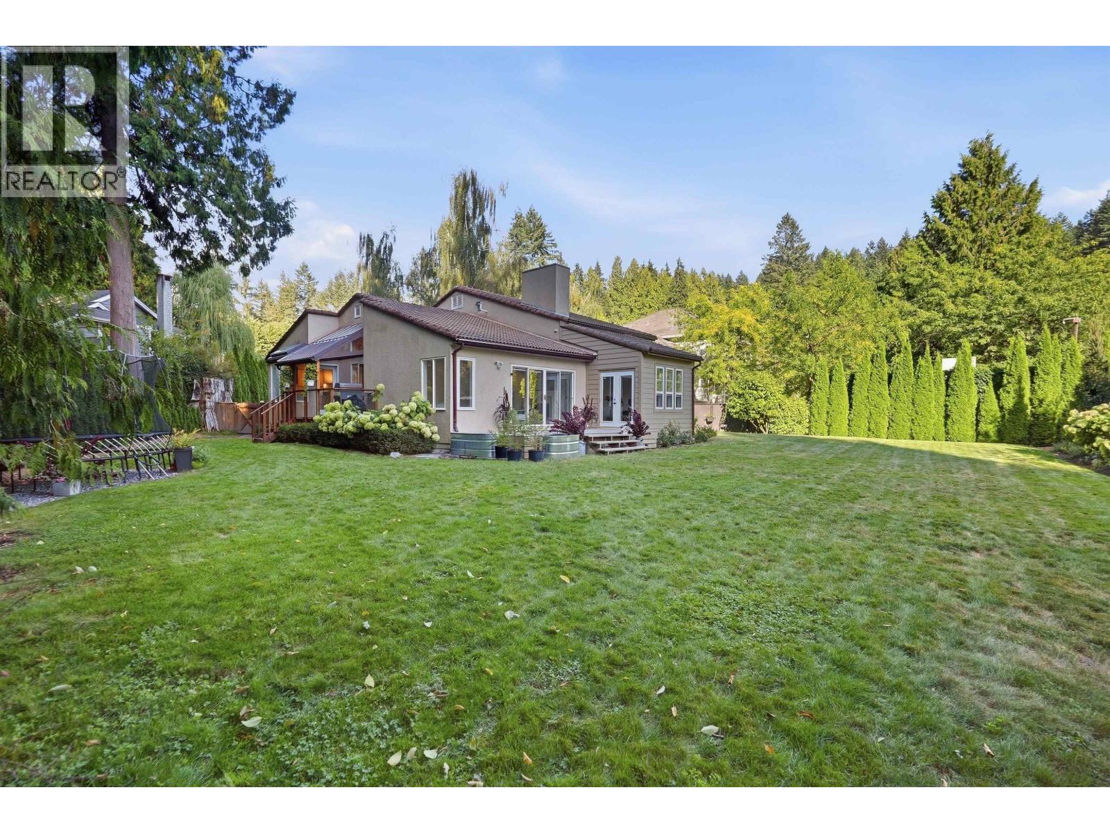 2207 Tanager Place Property Photo 1