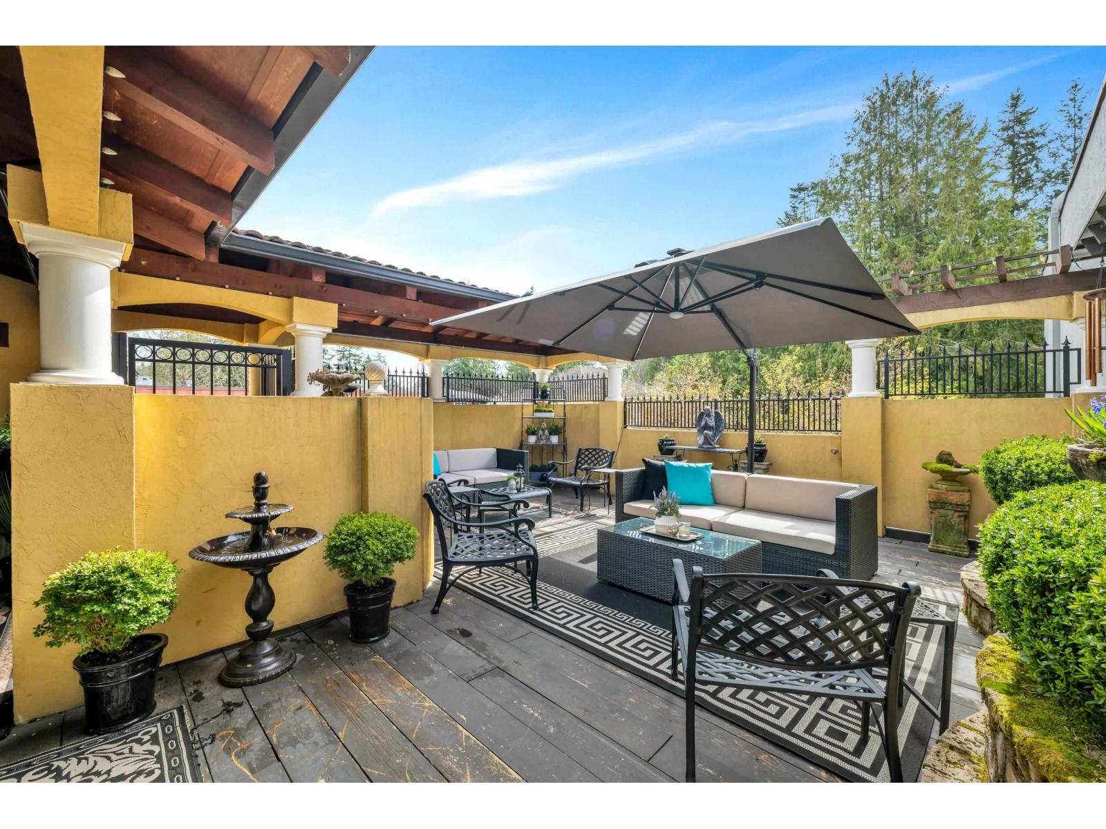 12852 16 AVENUE Property Photo 1