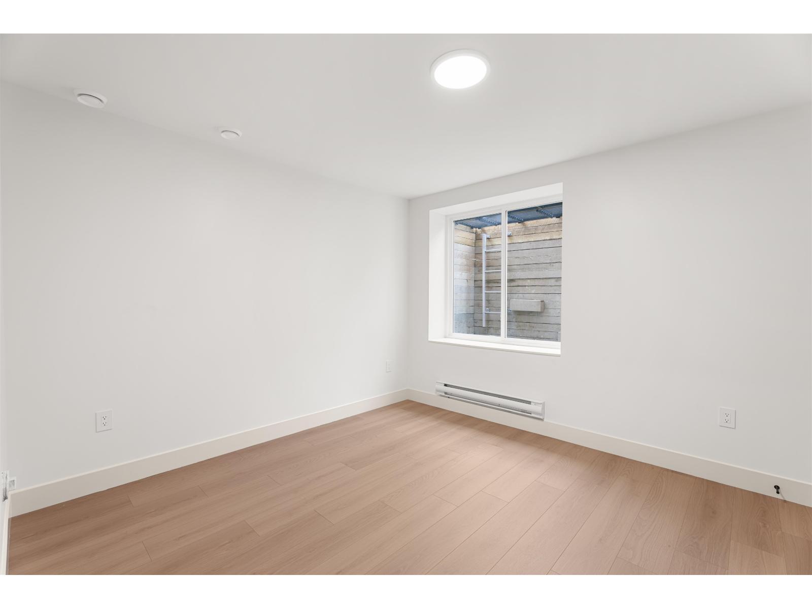 11365 86 Avenue Property Photo 9
