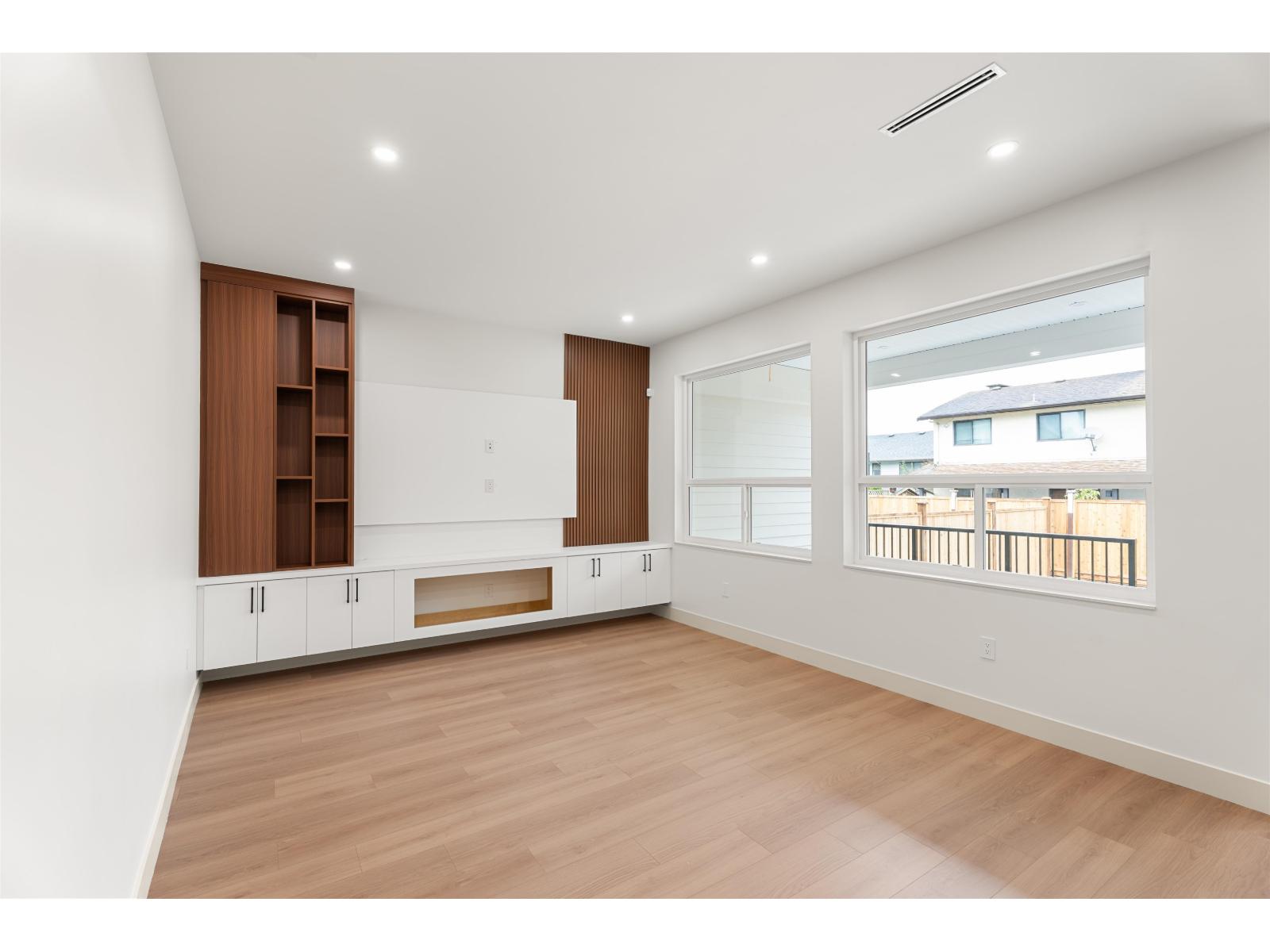 11365 86 Avenue Property Photo 24