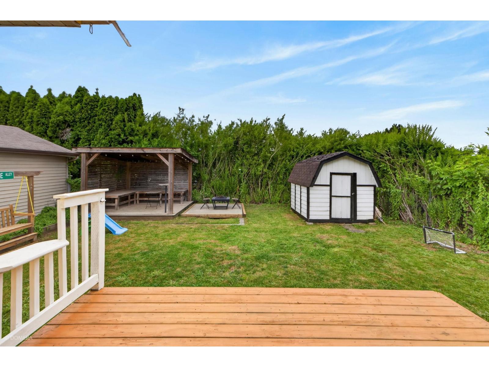 45407 Wellington Avenue Property Photo 15