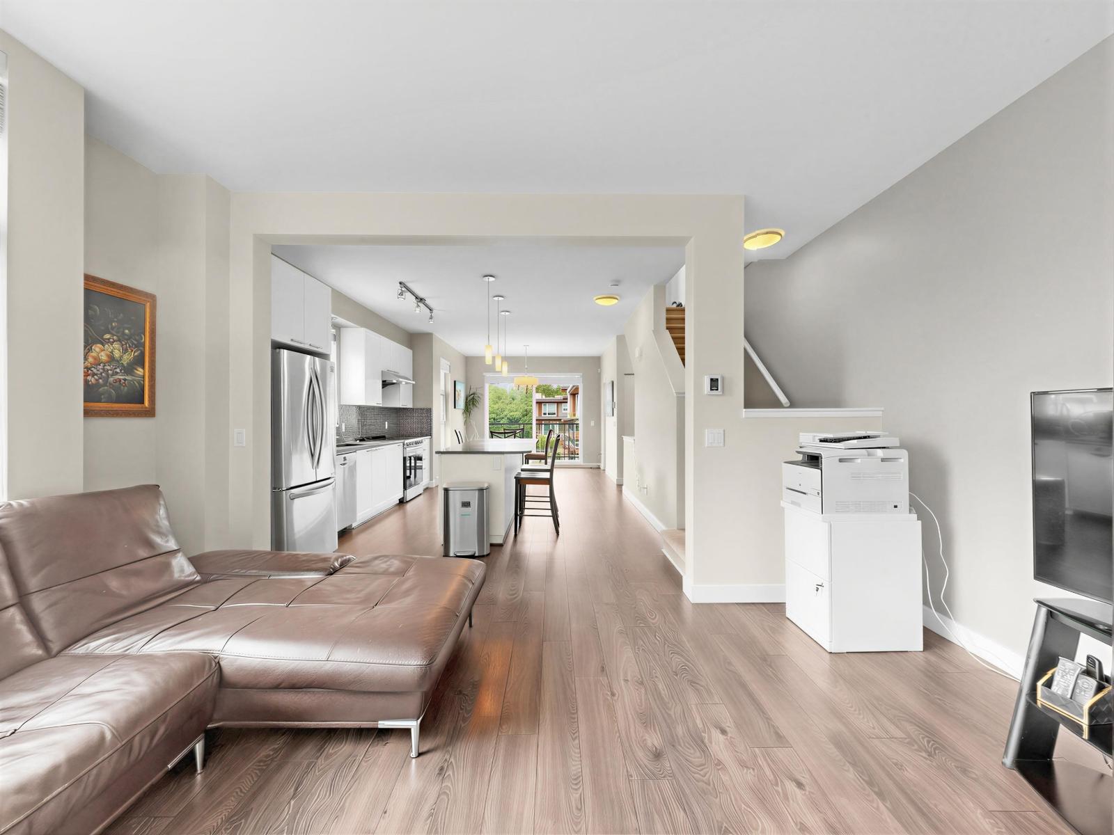 174 2228 162 Street Property Photo 10