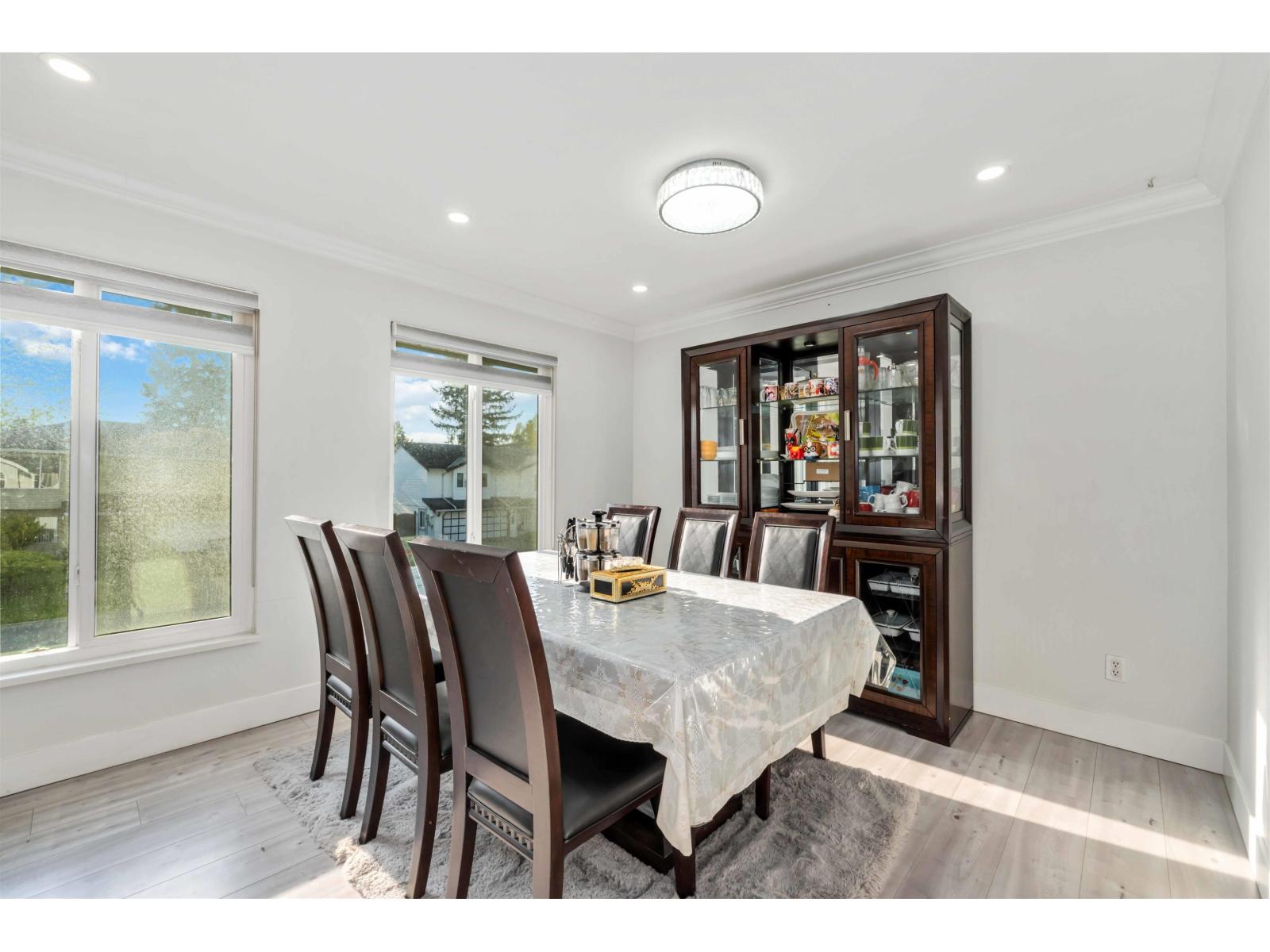 2706 Mitchell Street Property Photo 12
