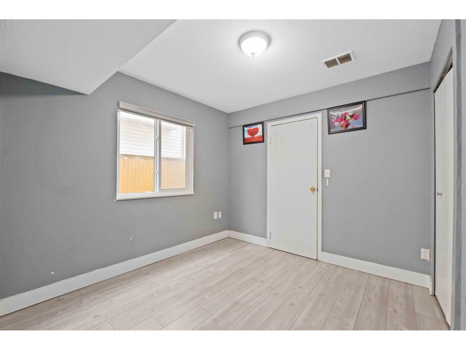 2706 Mitchell Street Property Photo 23