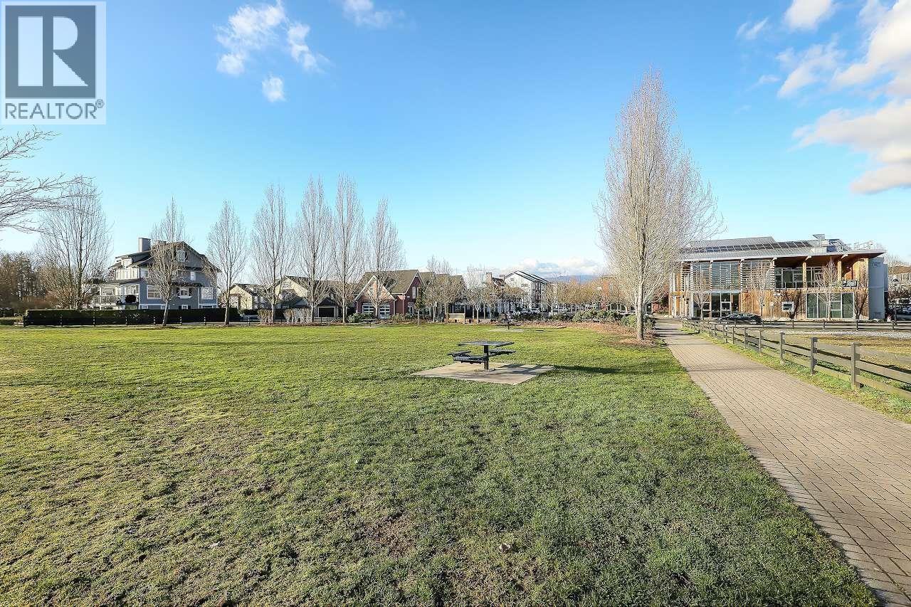 53 19572 Fraser Way Property Photo 38
