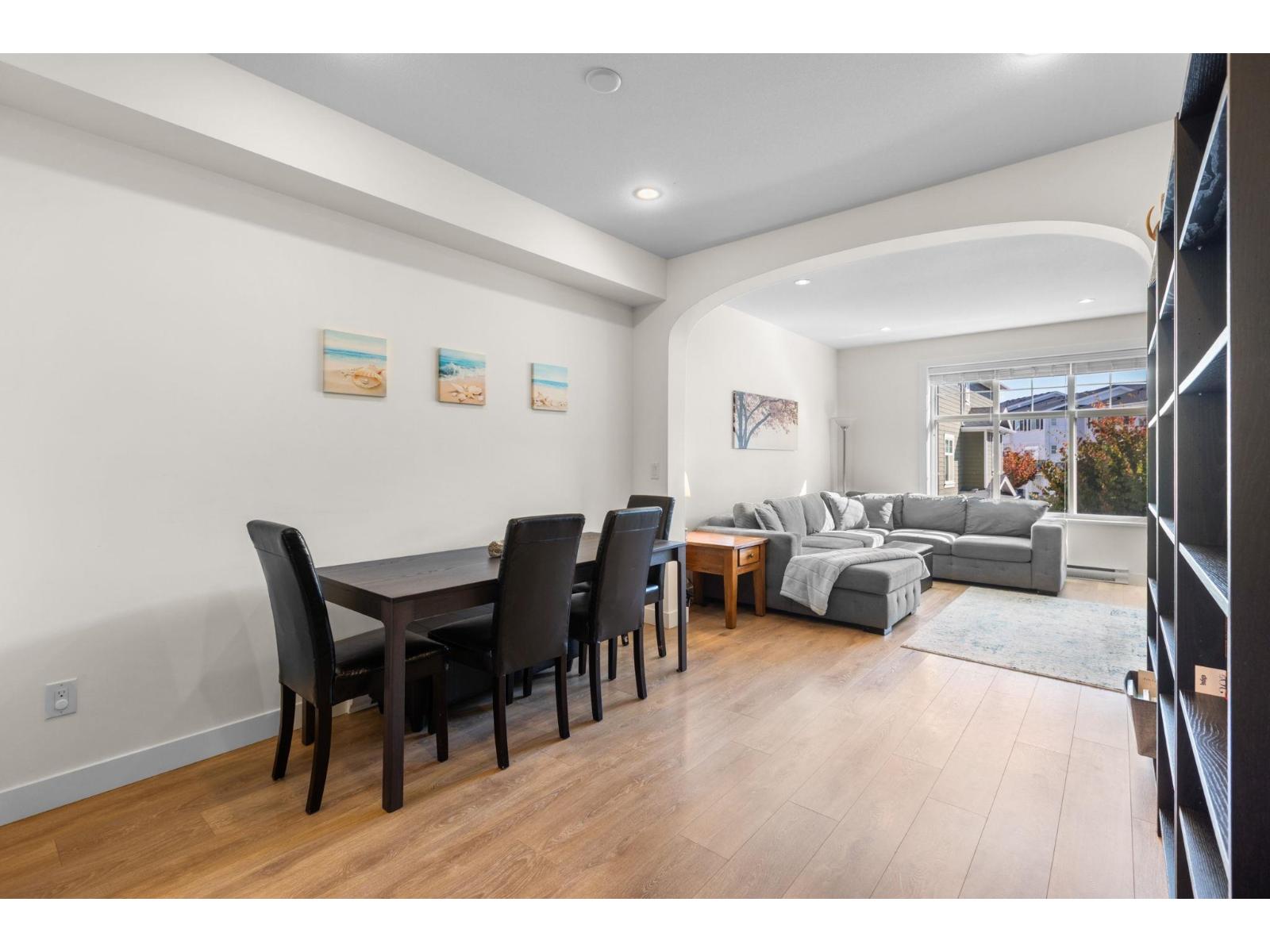 53 27735 Roundhouse Drive Property Photo 11