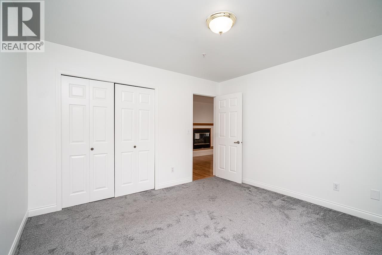 2948 Grant Street Property Photo 16