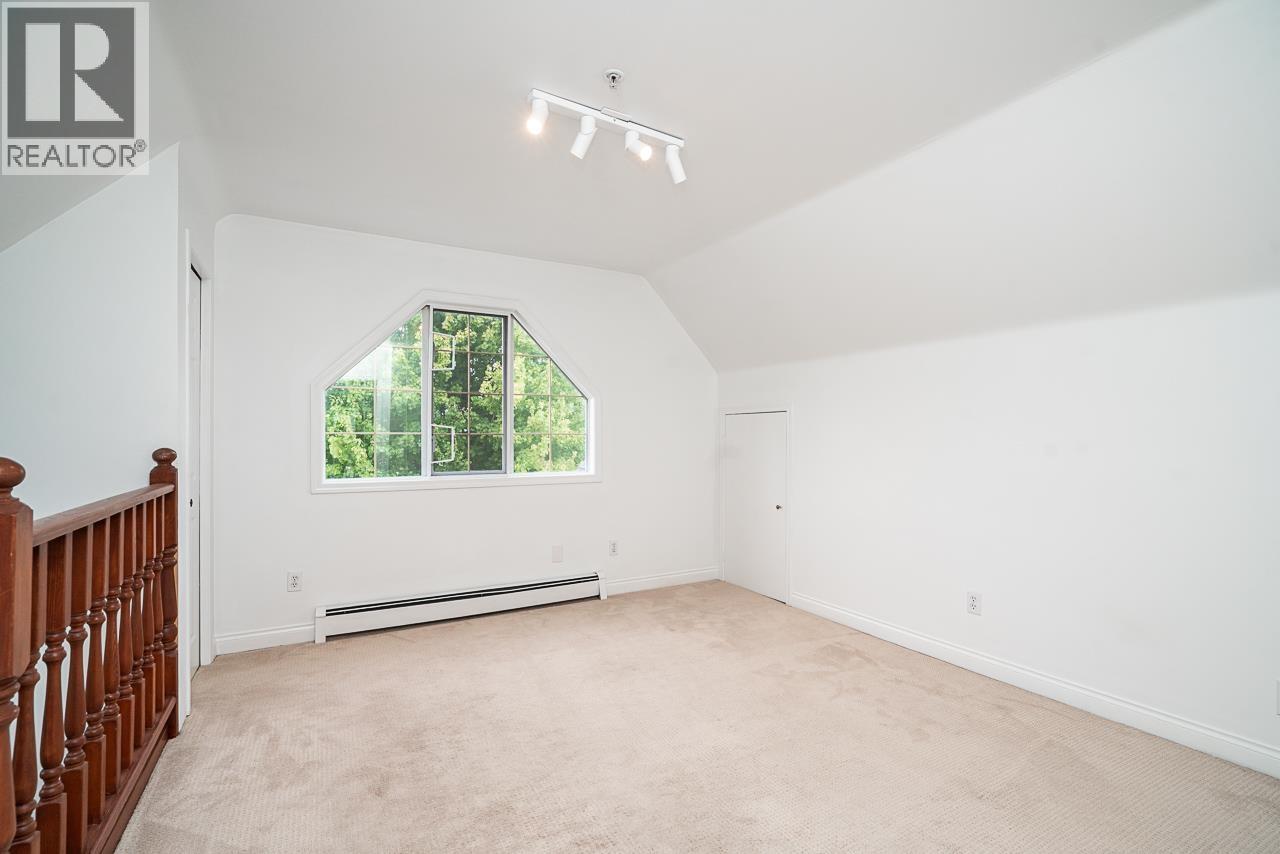 2948 Grant Street Property Photo 21