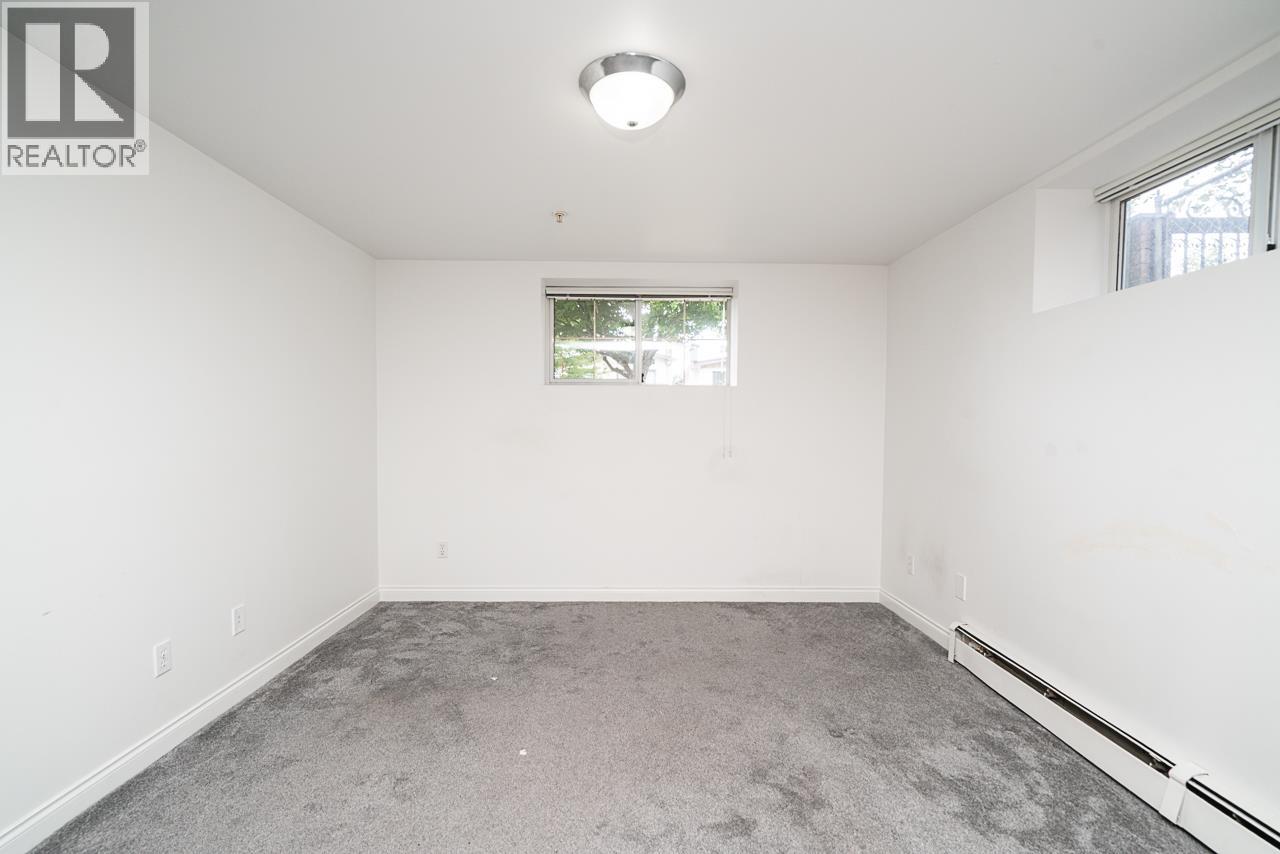 2948 Grant Street Property Photo 34