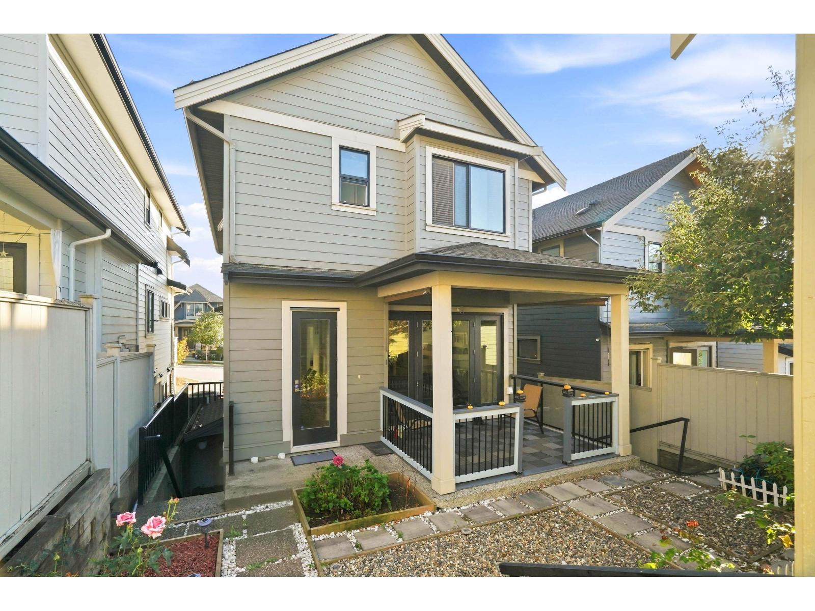 16475 21a Avenue Property Photo 24