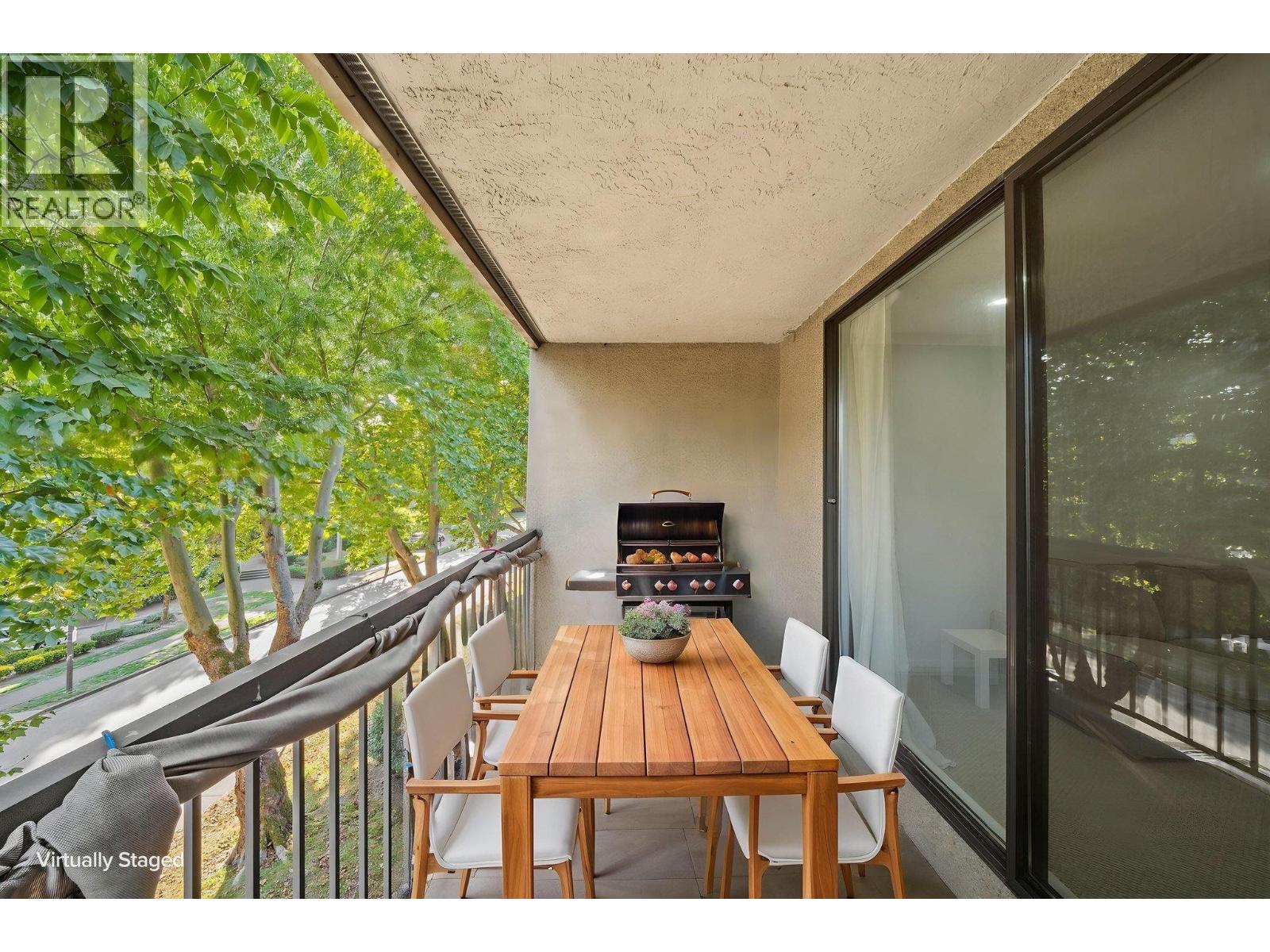 317 8511 Ackroyd Road Property Photo 9
