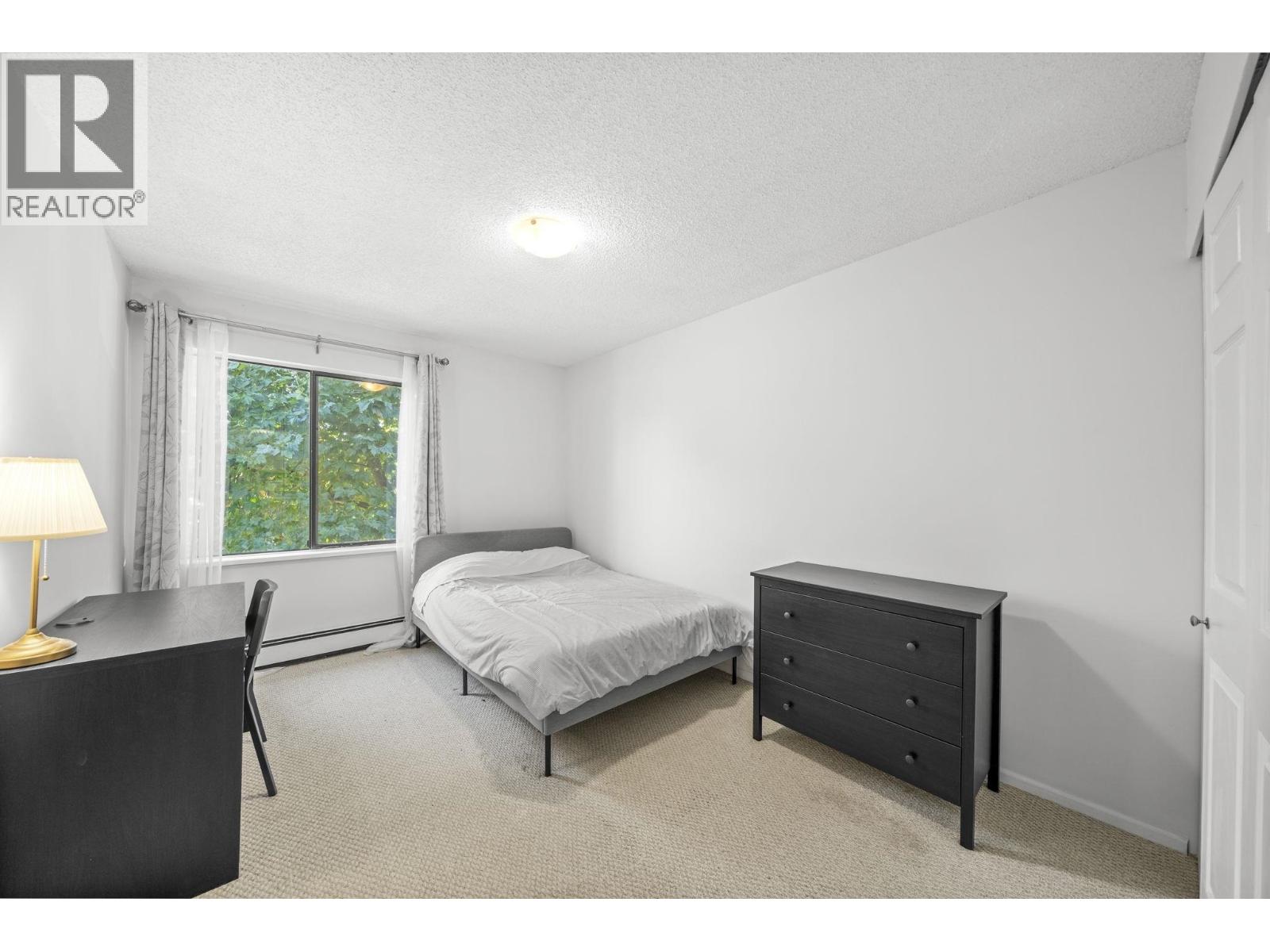 317 8511 Ackroyd Road Property Photo 13