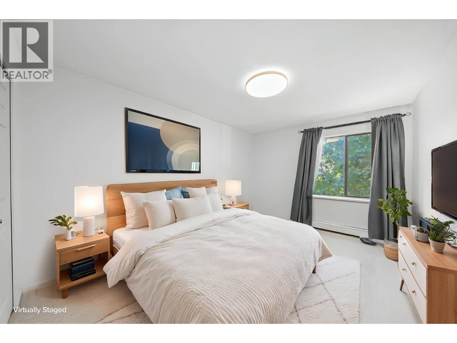 317 8511 Ackroyd Road Property Photo 16