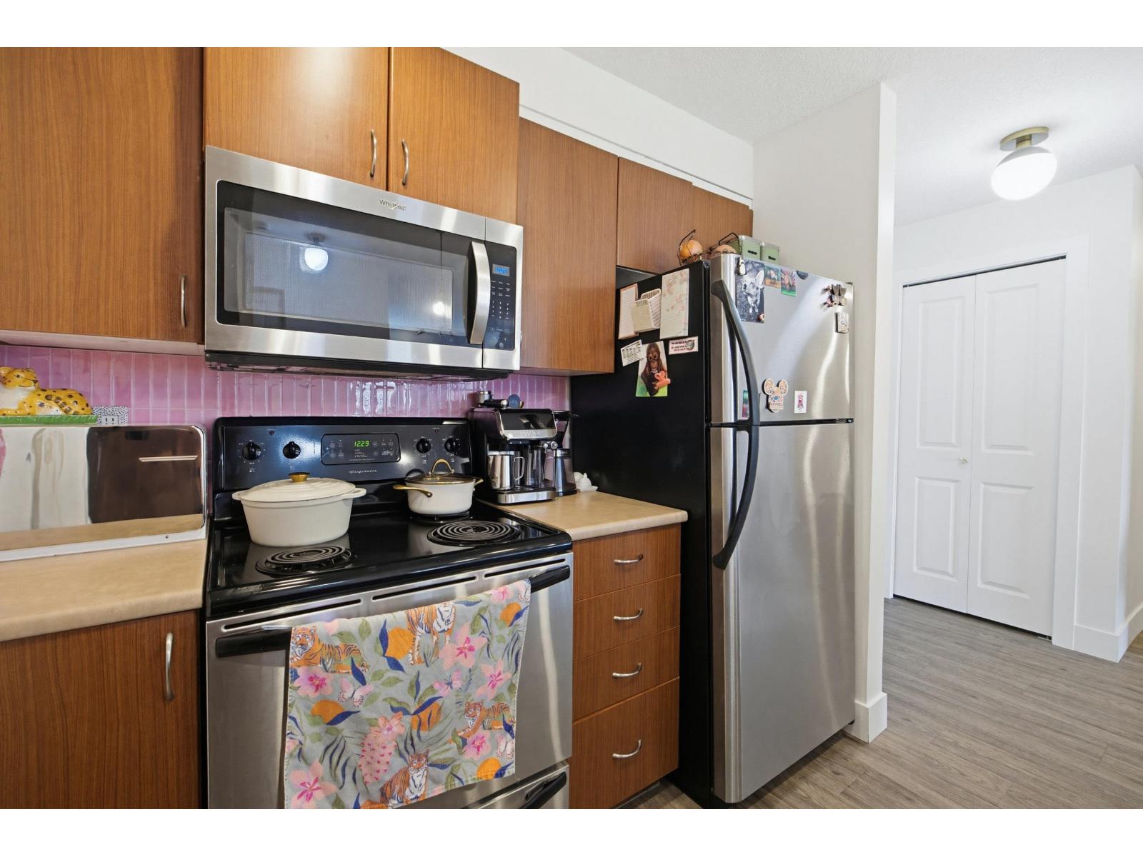 104 2581 Langdon Street Property Photo 21