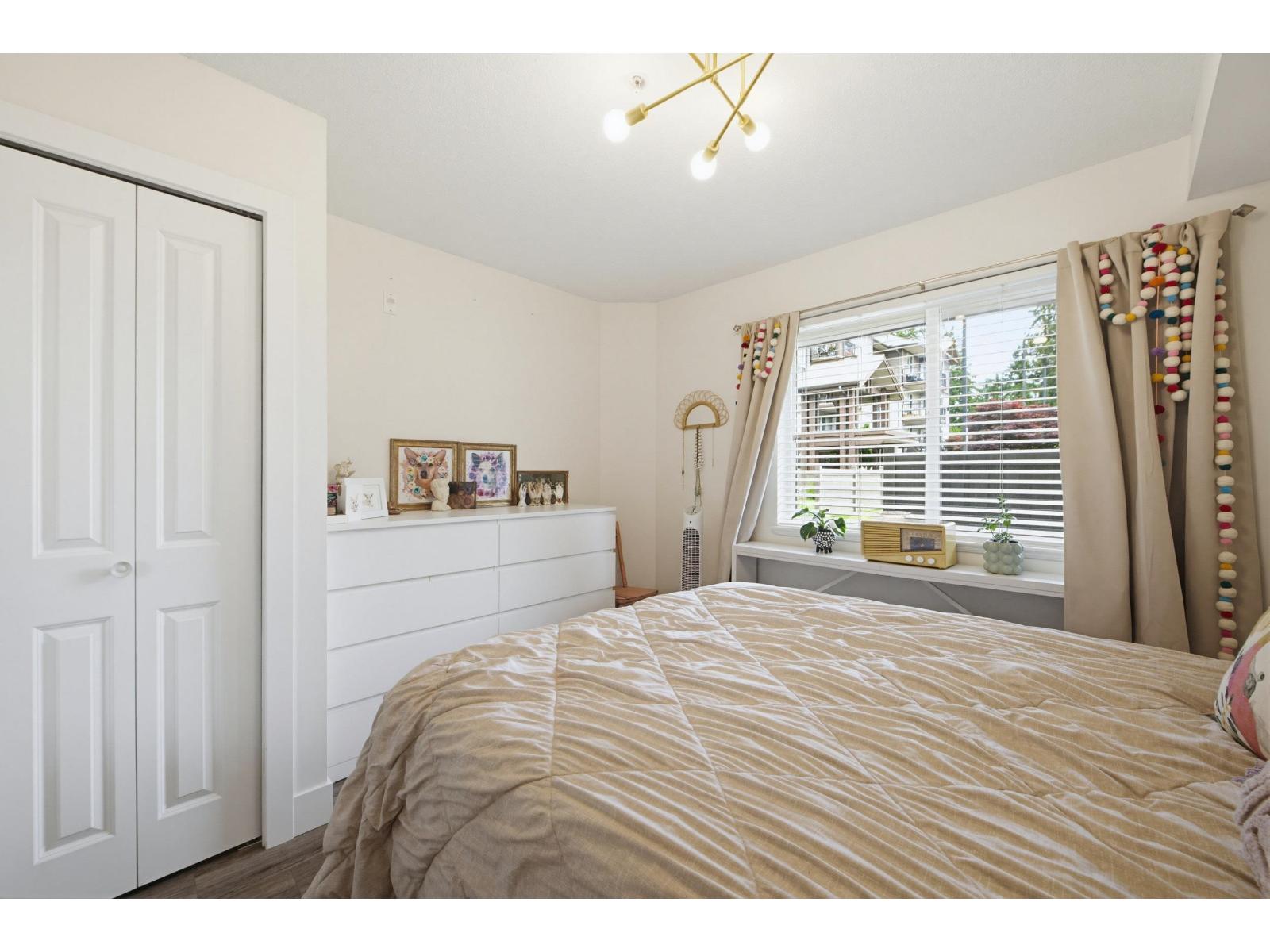 104 2581 Langdon Street Property Photo 27