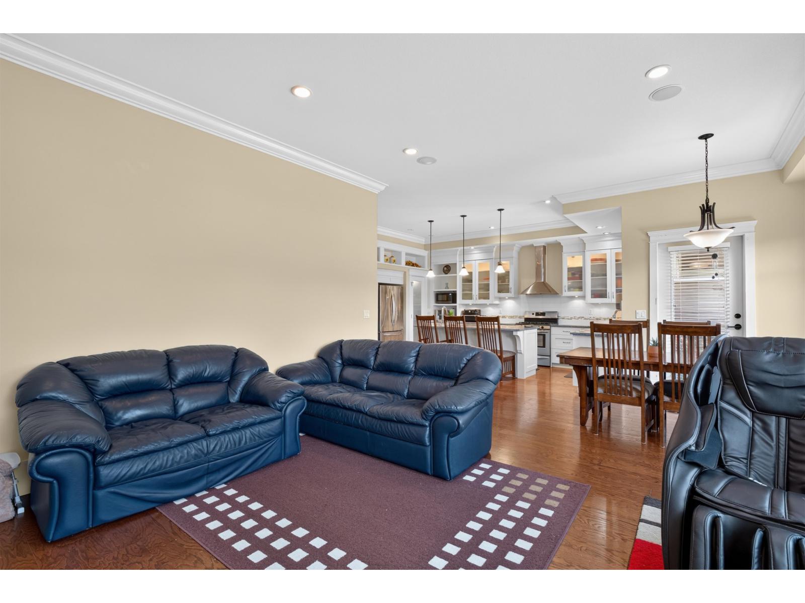 7296 198a Street Property Photo 18