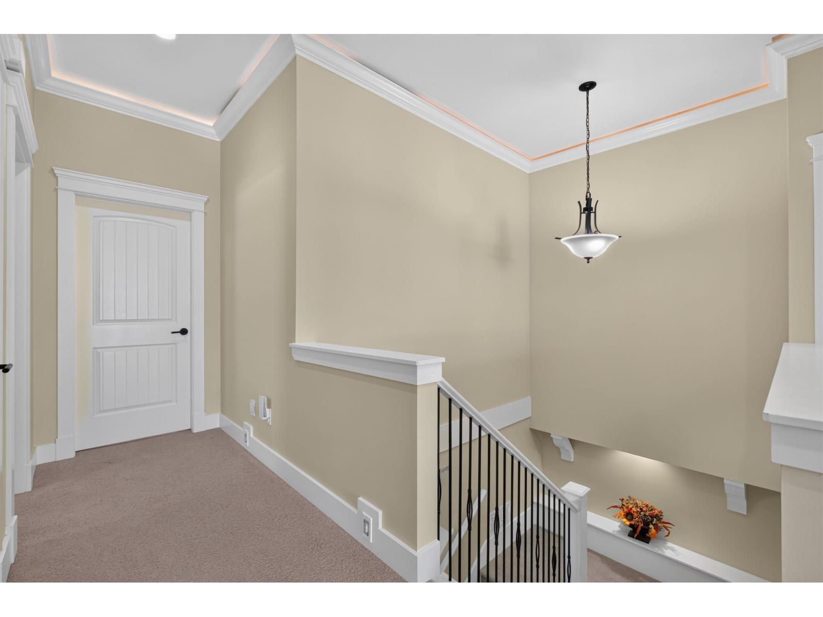 7296 198a Street Property Photo 20