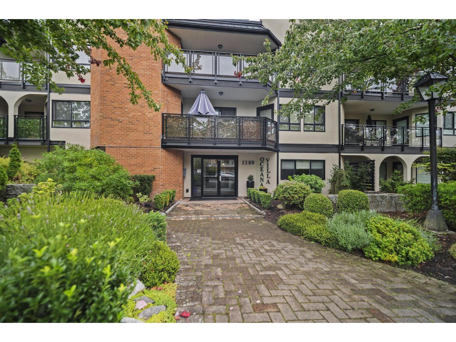 310 1280 Fir Street Property Photo 1