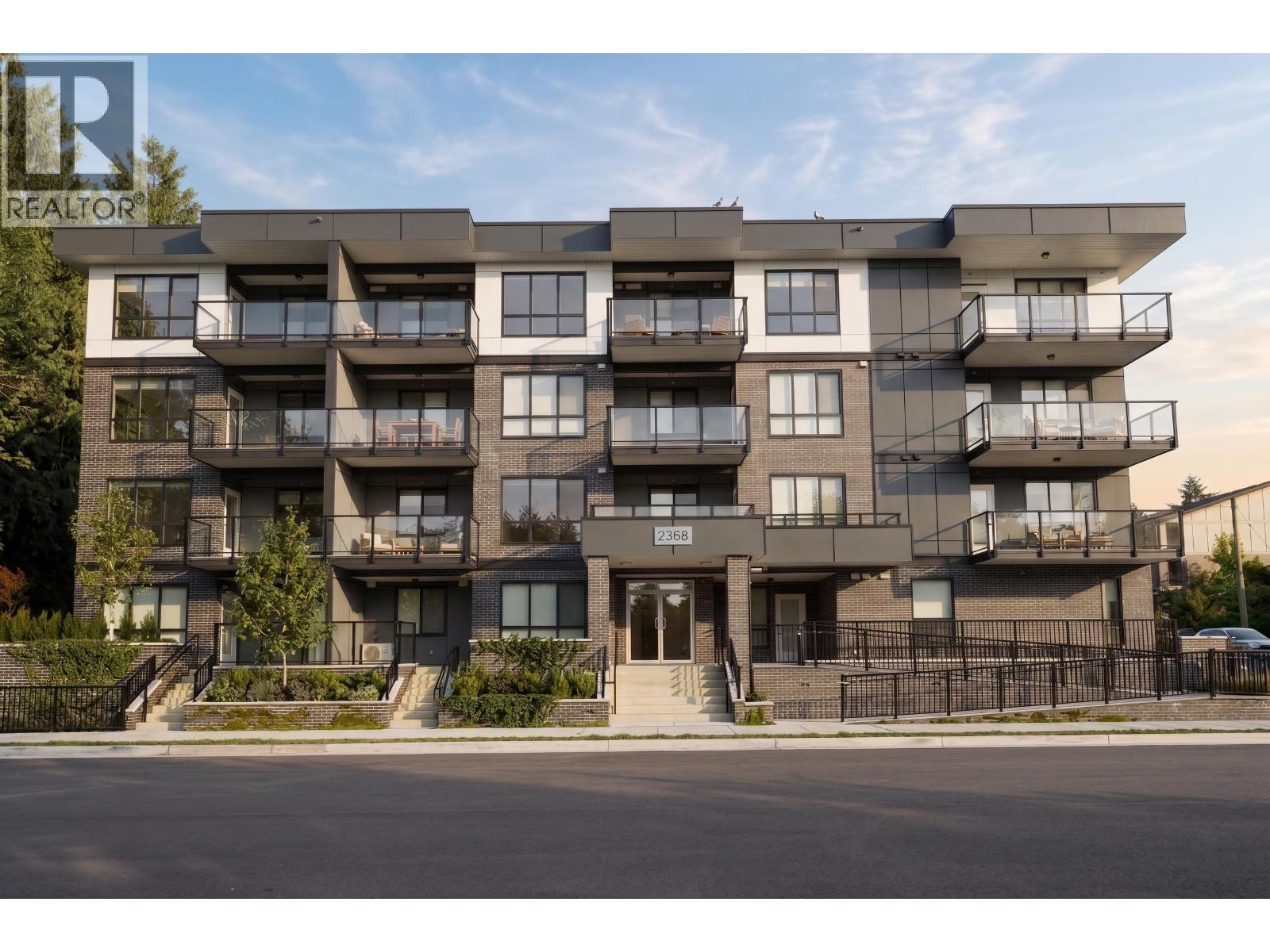 106 2368 Shaughnessy Street Property Photo 2