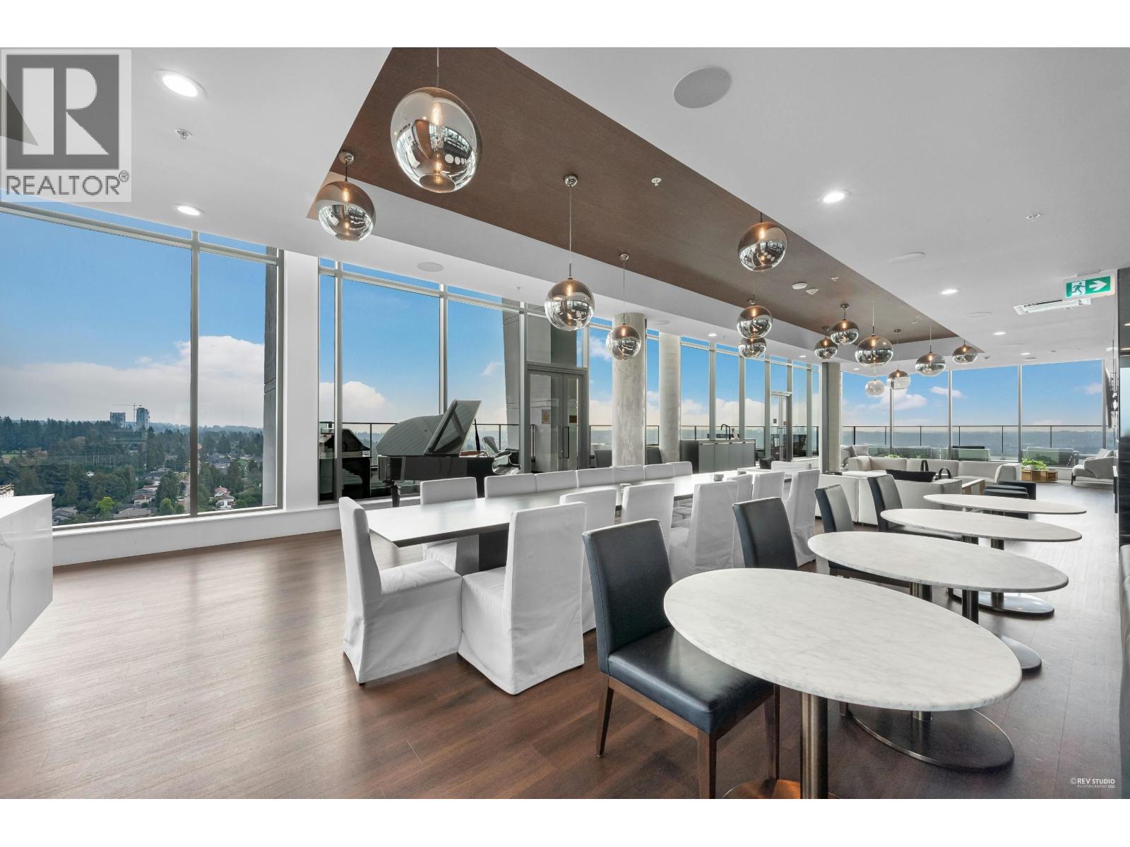 1505 450 Westview Street Property Photo 13