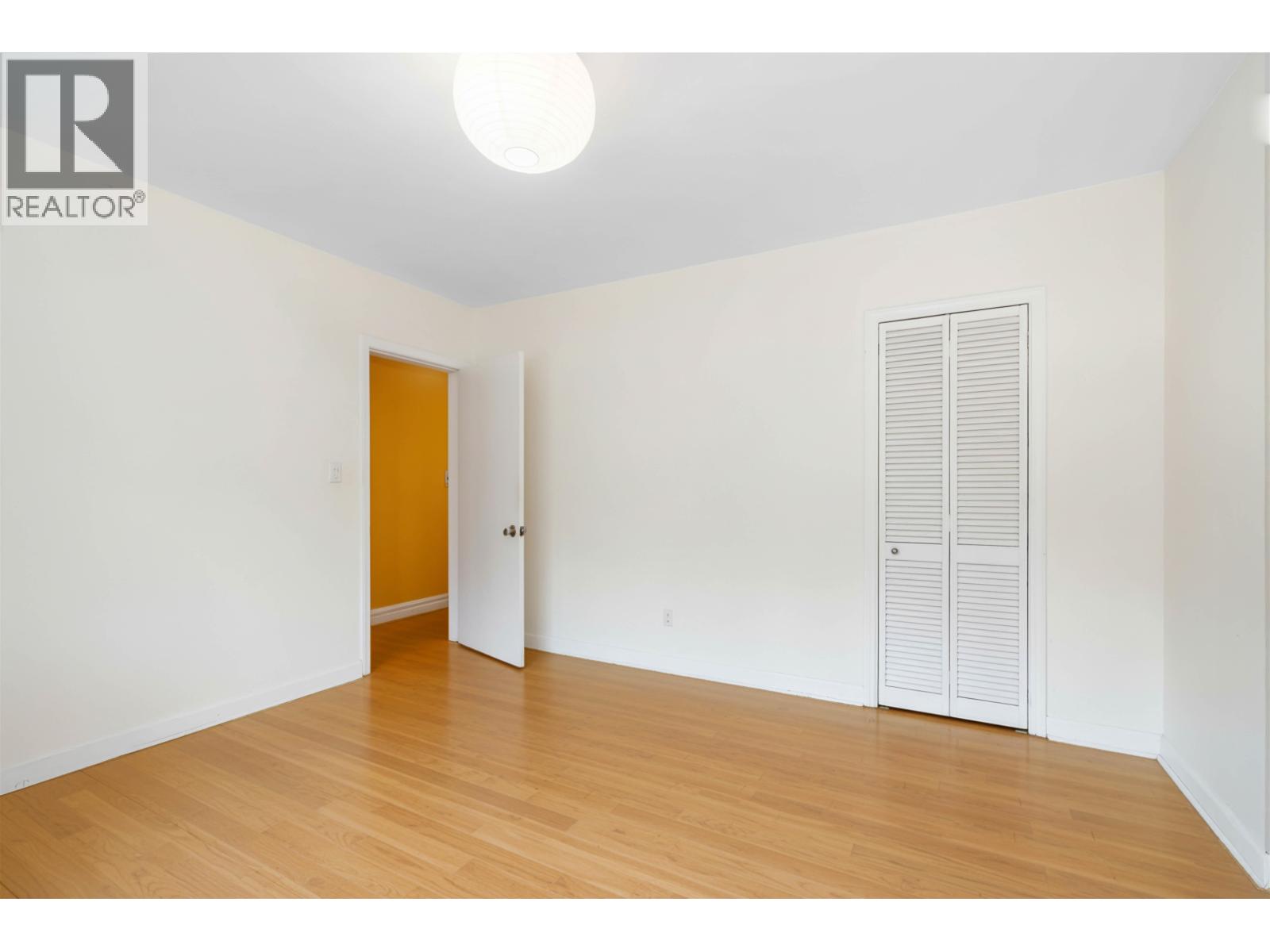 4037 Nithsdale Street Property Photo 19