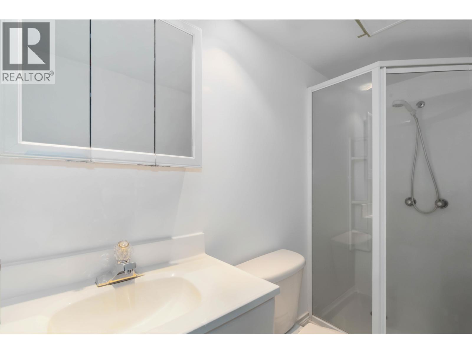 4037 Nithsdale Street Property Photo 29