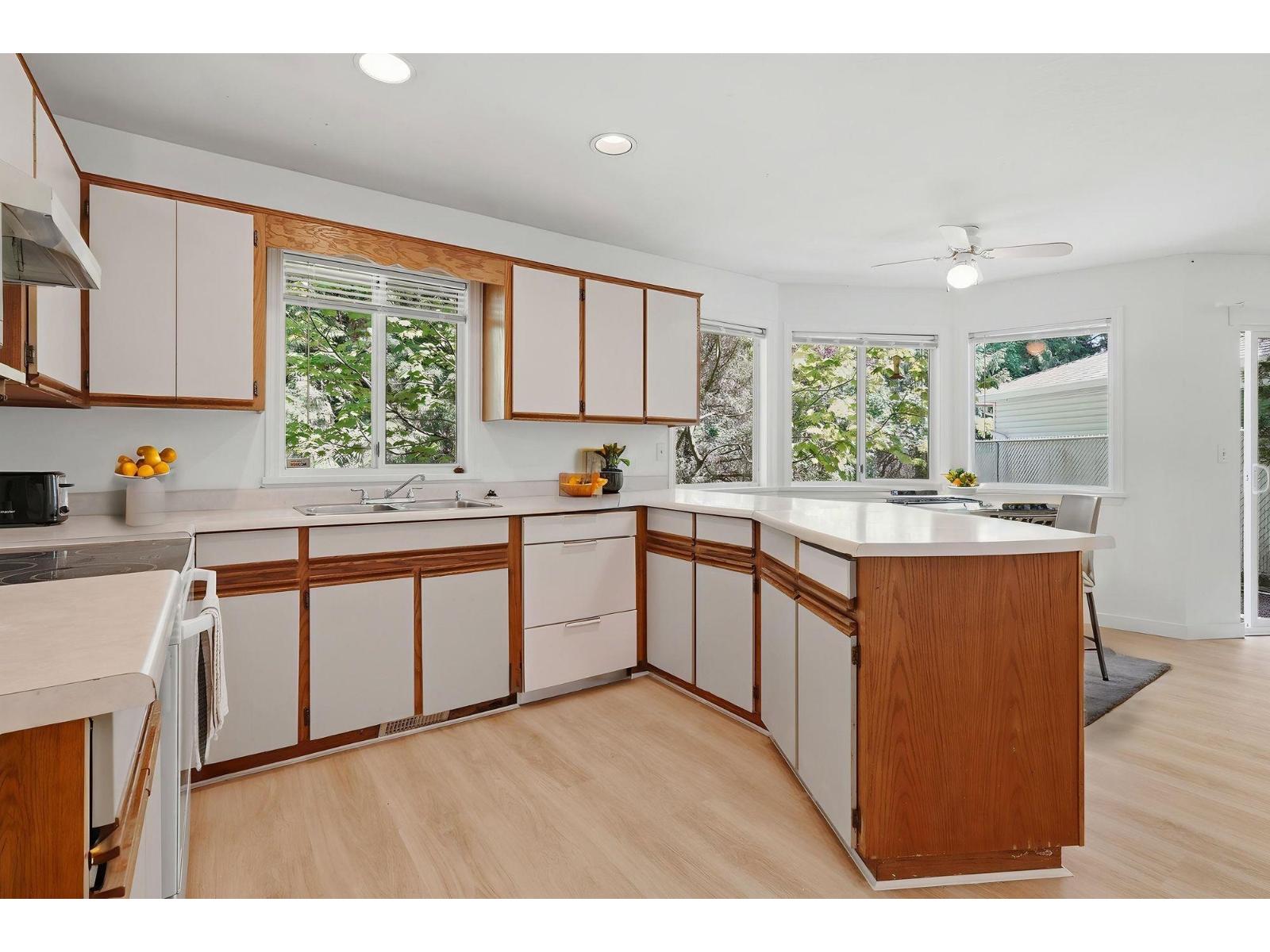 20885 95a Avenue Property Photo 10