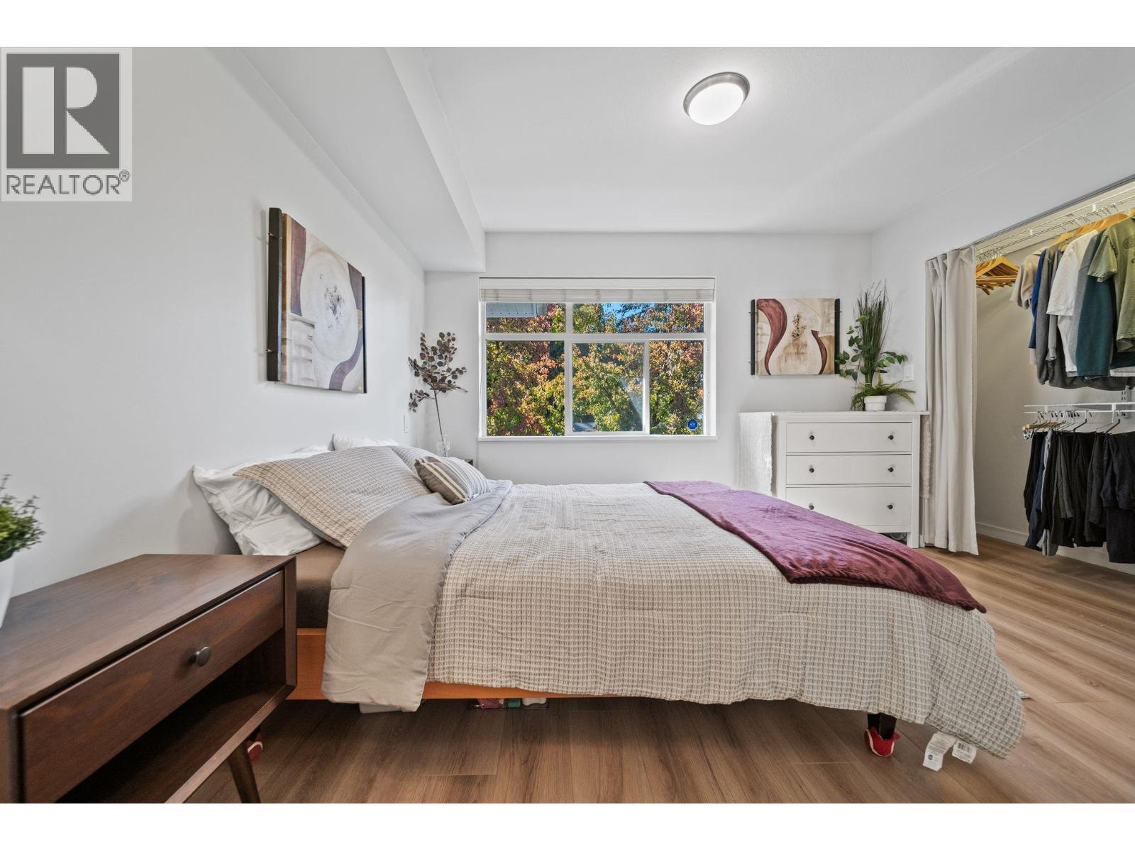 44 6528 Denbigh Avenue Property Photo 18