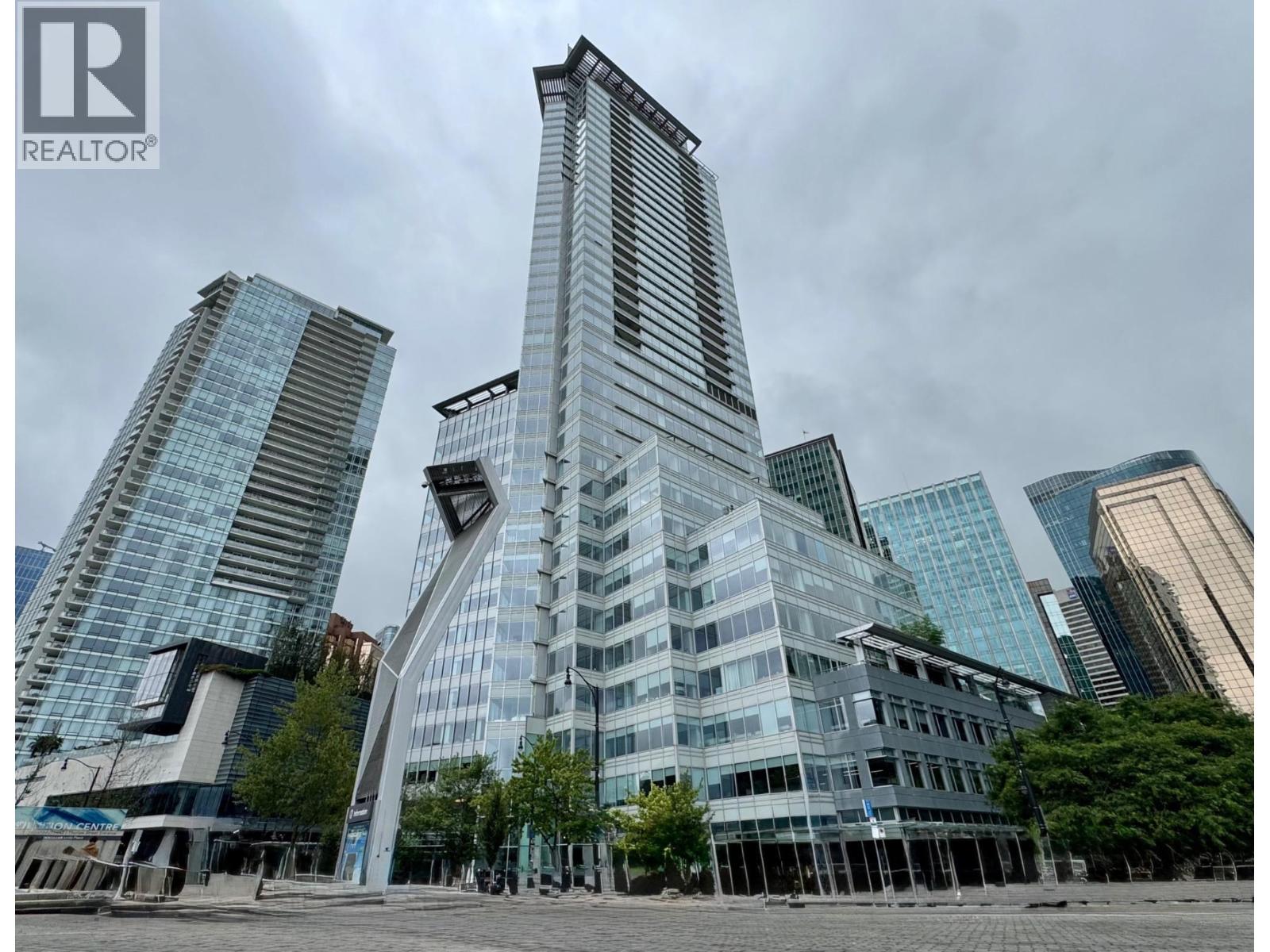 2605 1077 W Cordova Street Property Photo 1