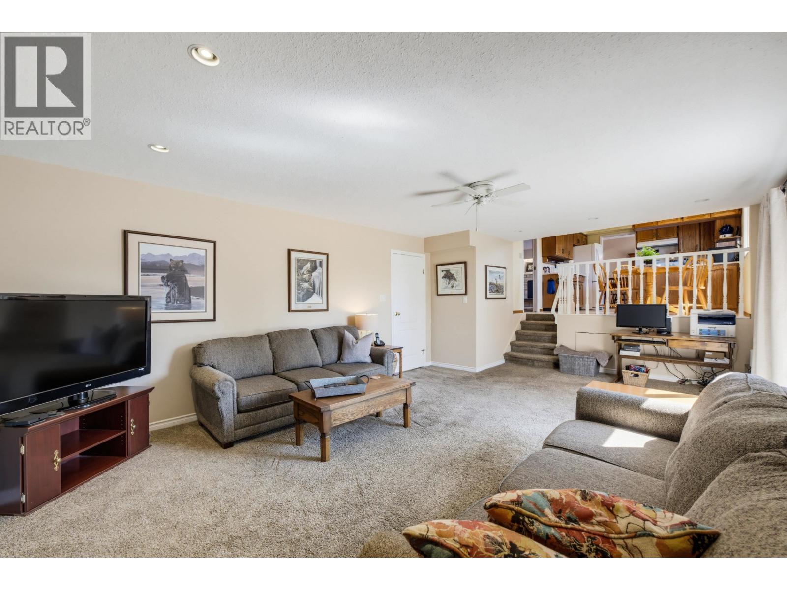 5247 57 Street Property Photo 17