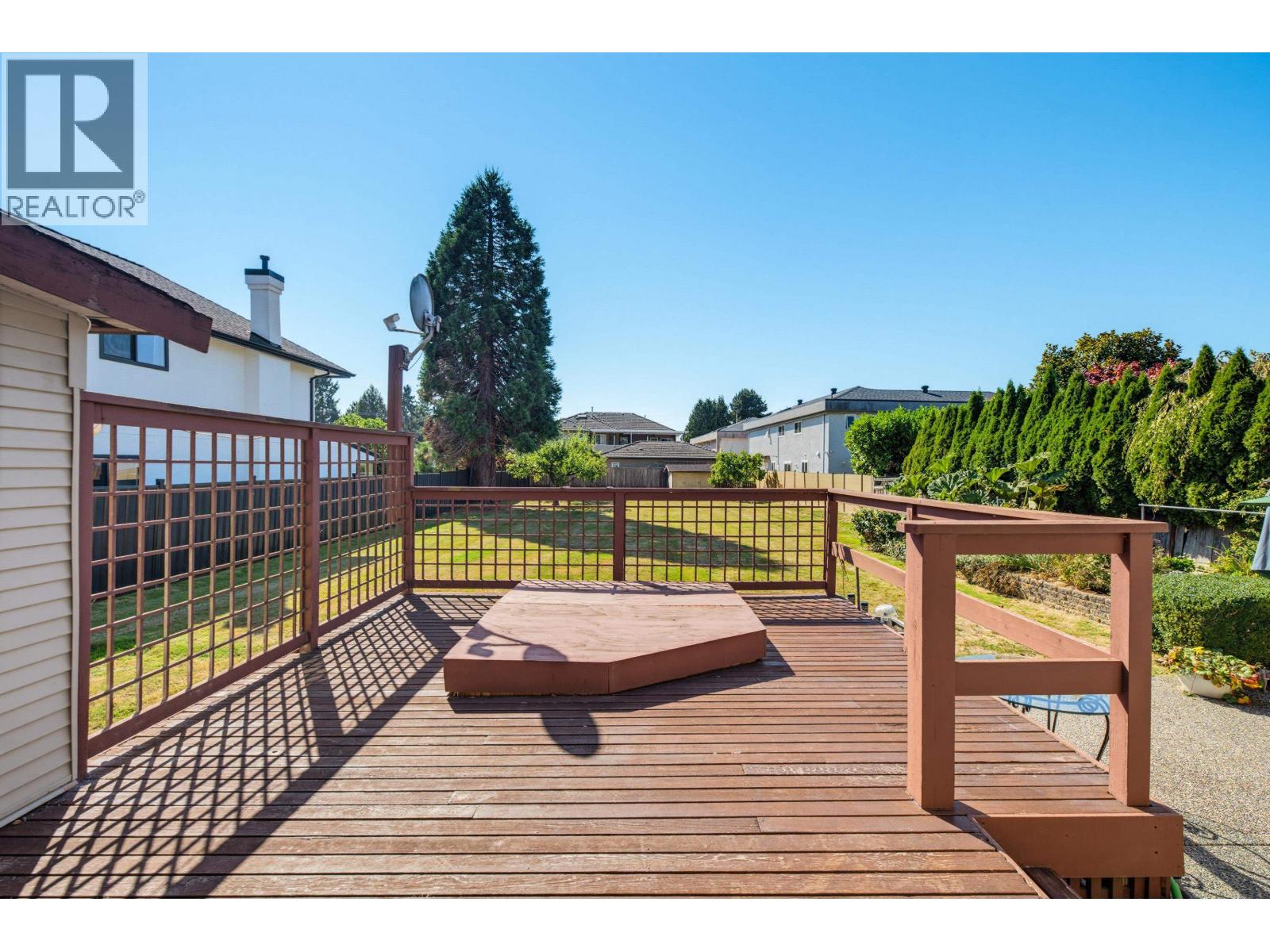 5247 57 Street Property Photo 30