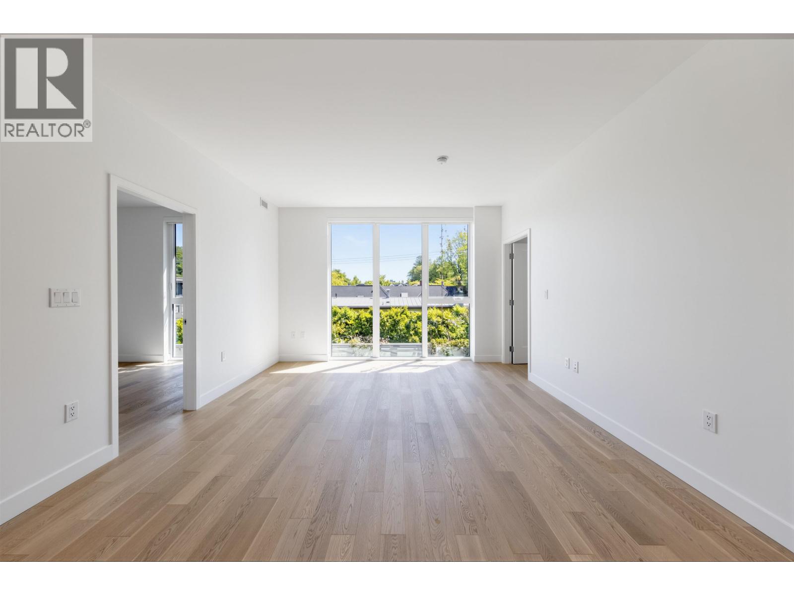 403 2888 Arbutus Street Property Photo 13