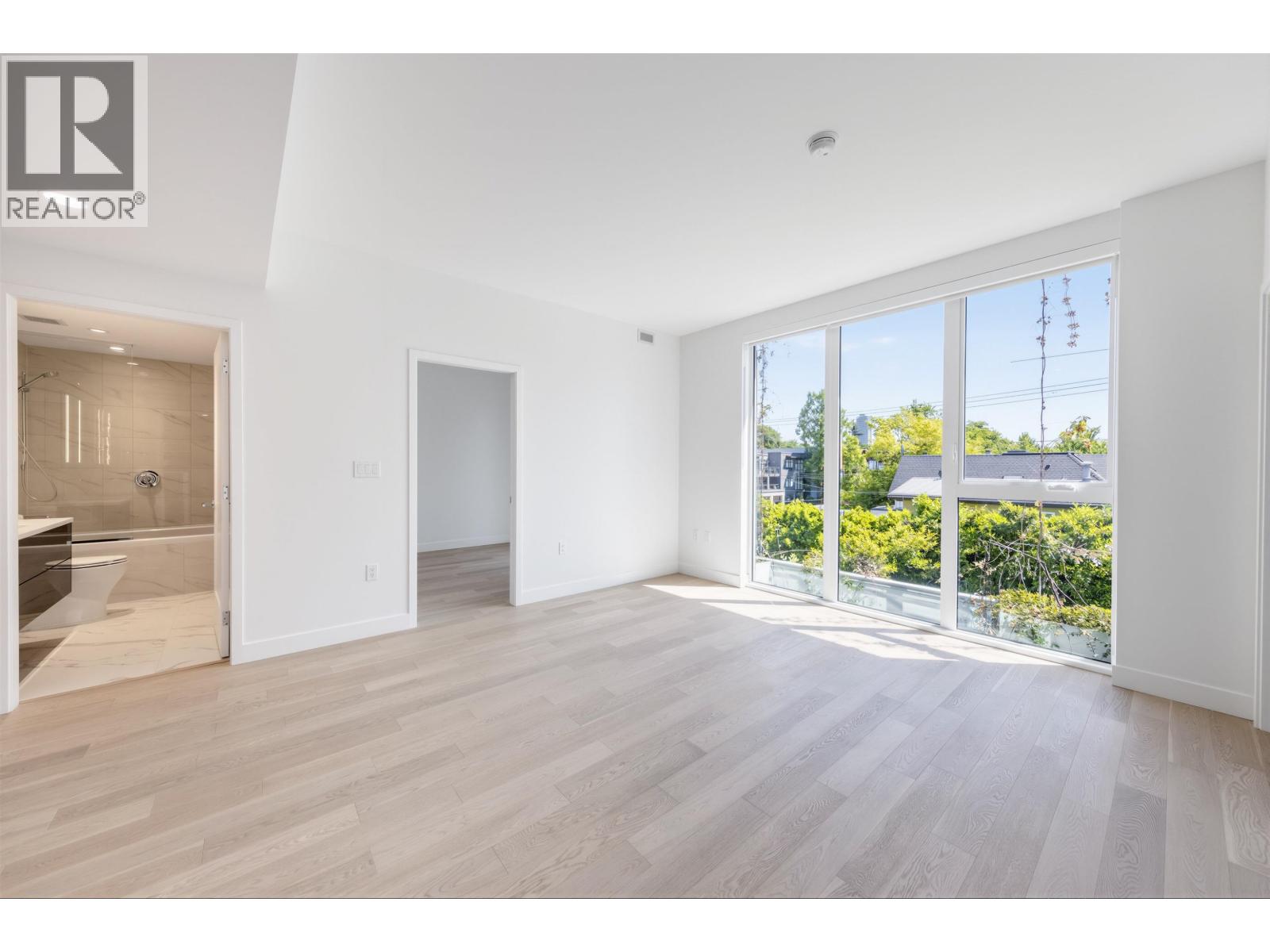 403 2888 Arbutus Street Property Photo 22