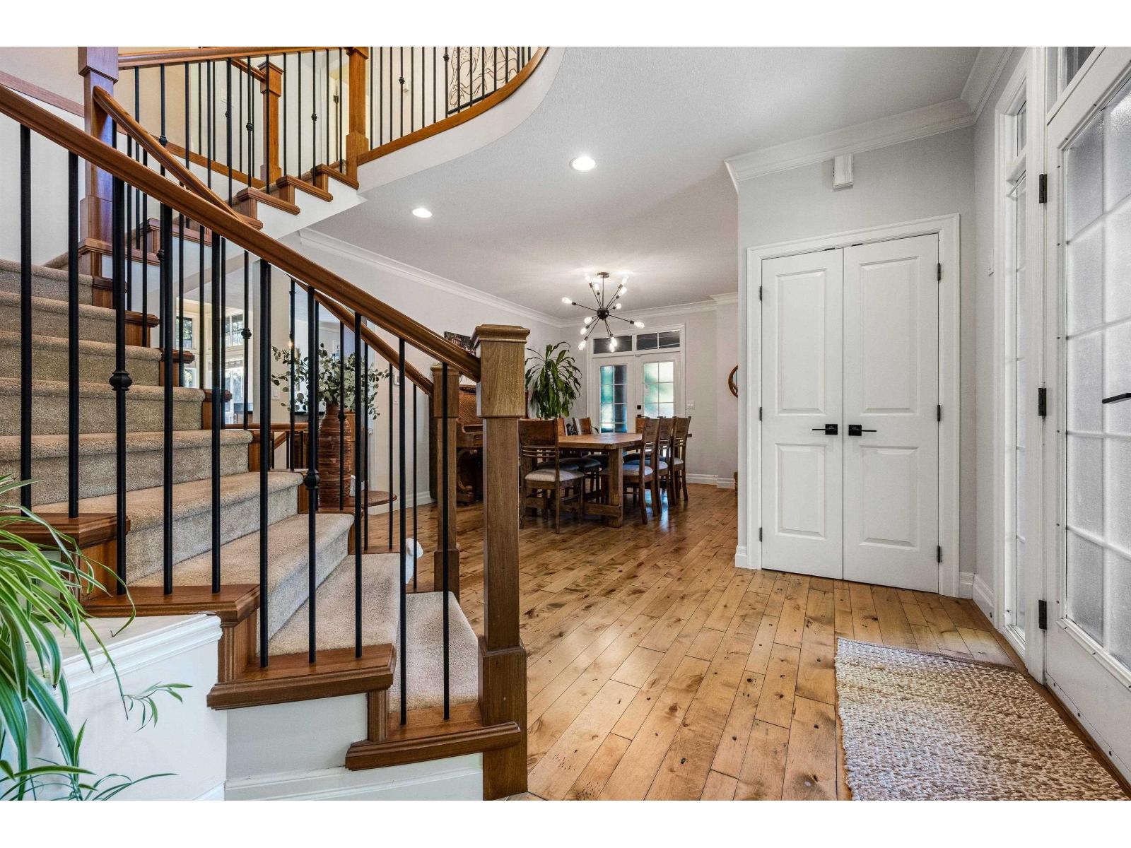 5782 Garrison Boulevard Property Photo 4