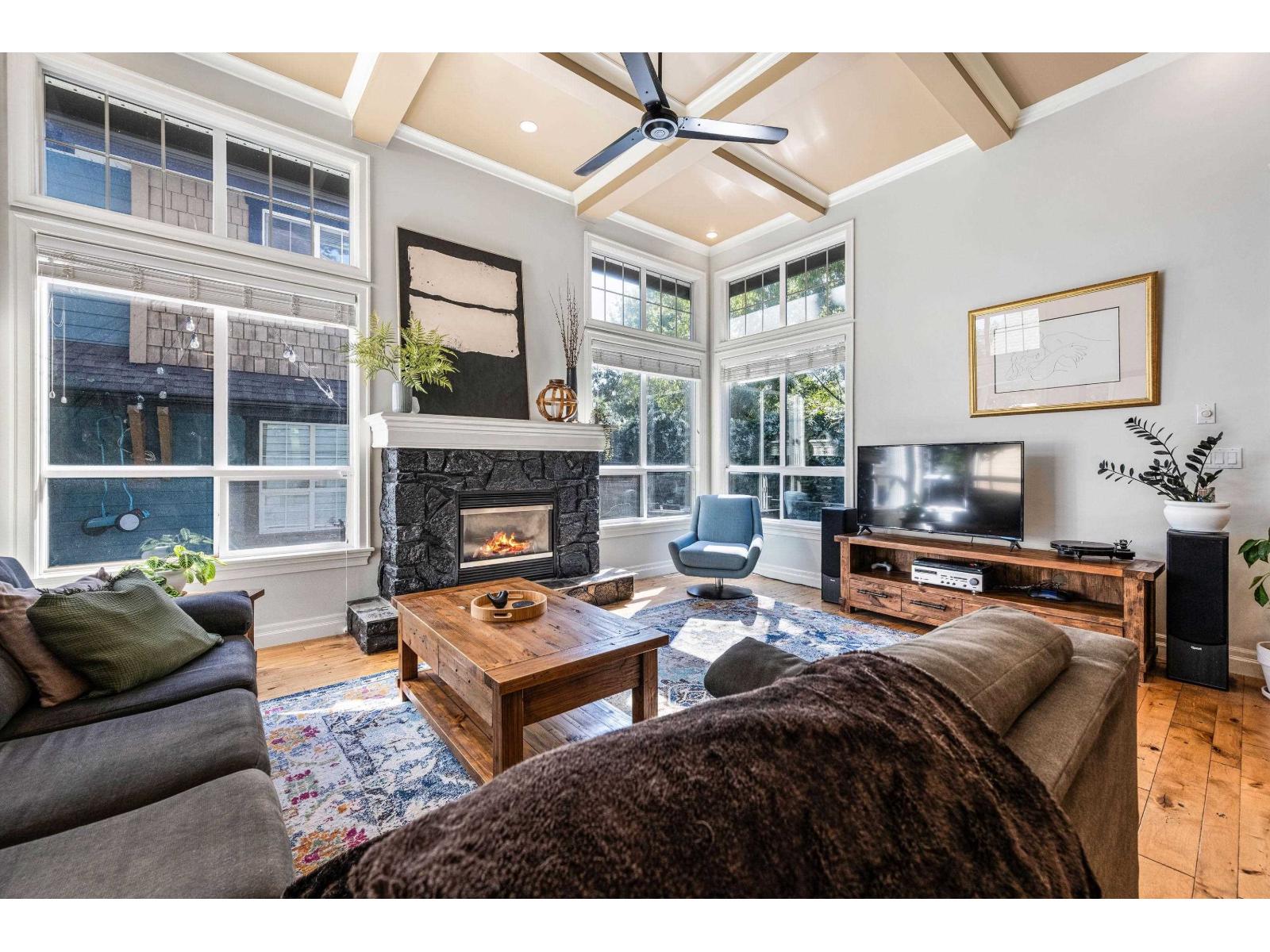 5782 Garrison Boulevard Property Photo 10