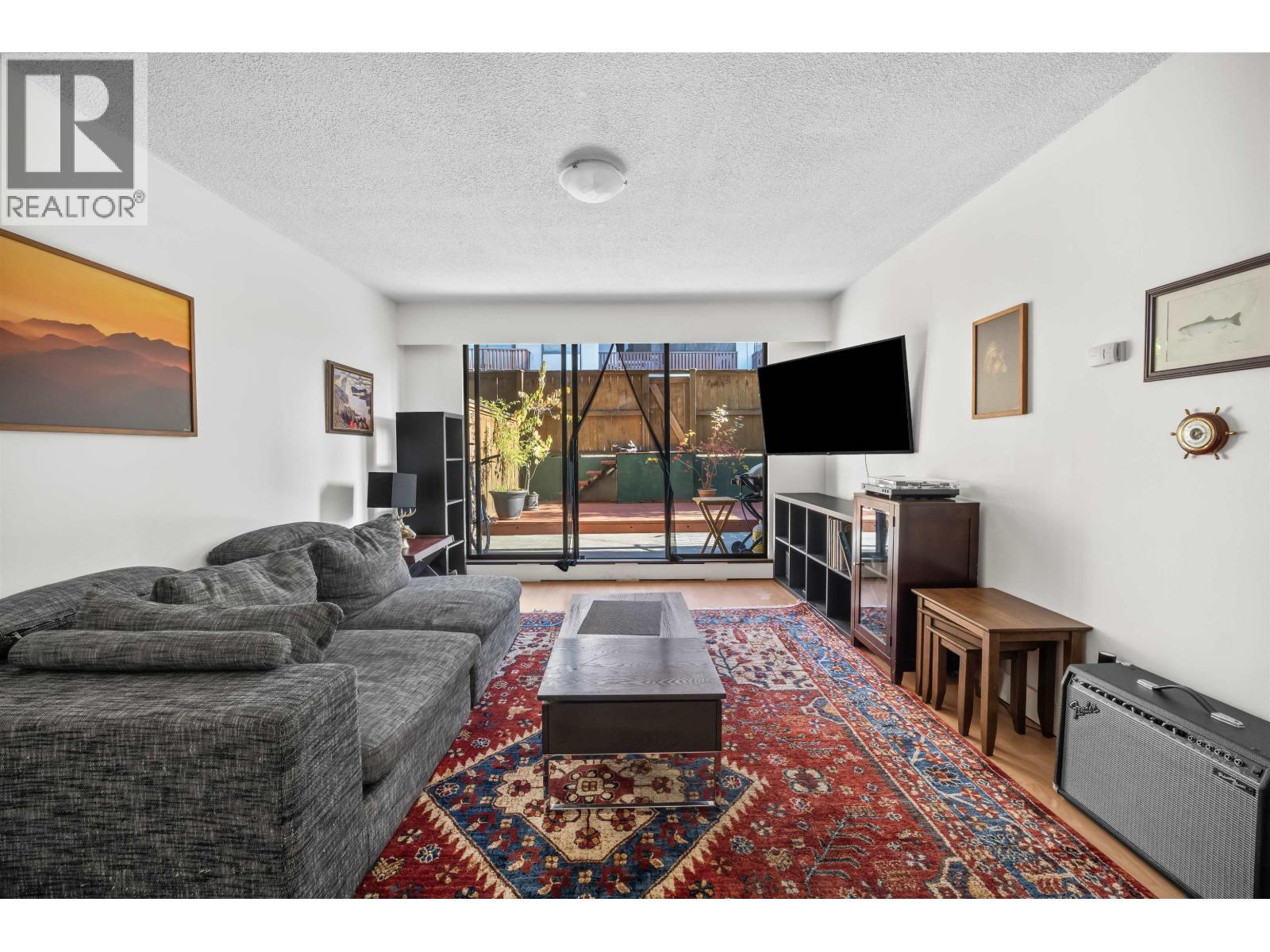 115 170 E 3rd Street Property Photo 2