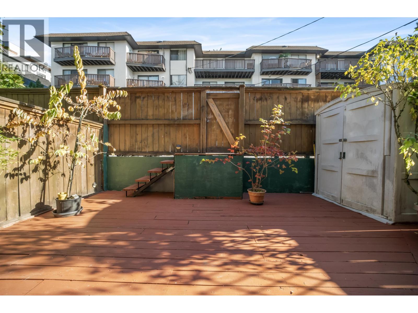 115 170 E 3rd Street Property Photo 16