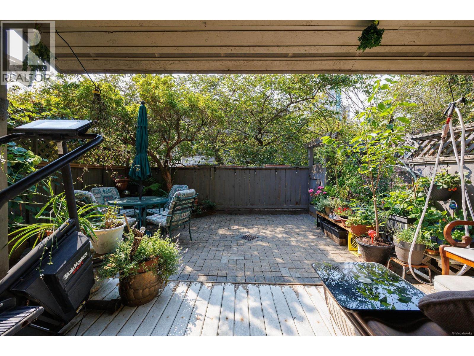 21 1174 Inlet Street Property Photo 5