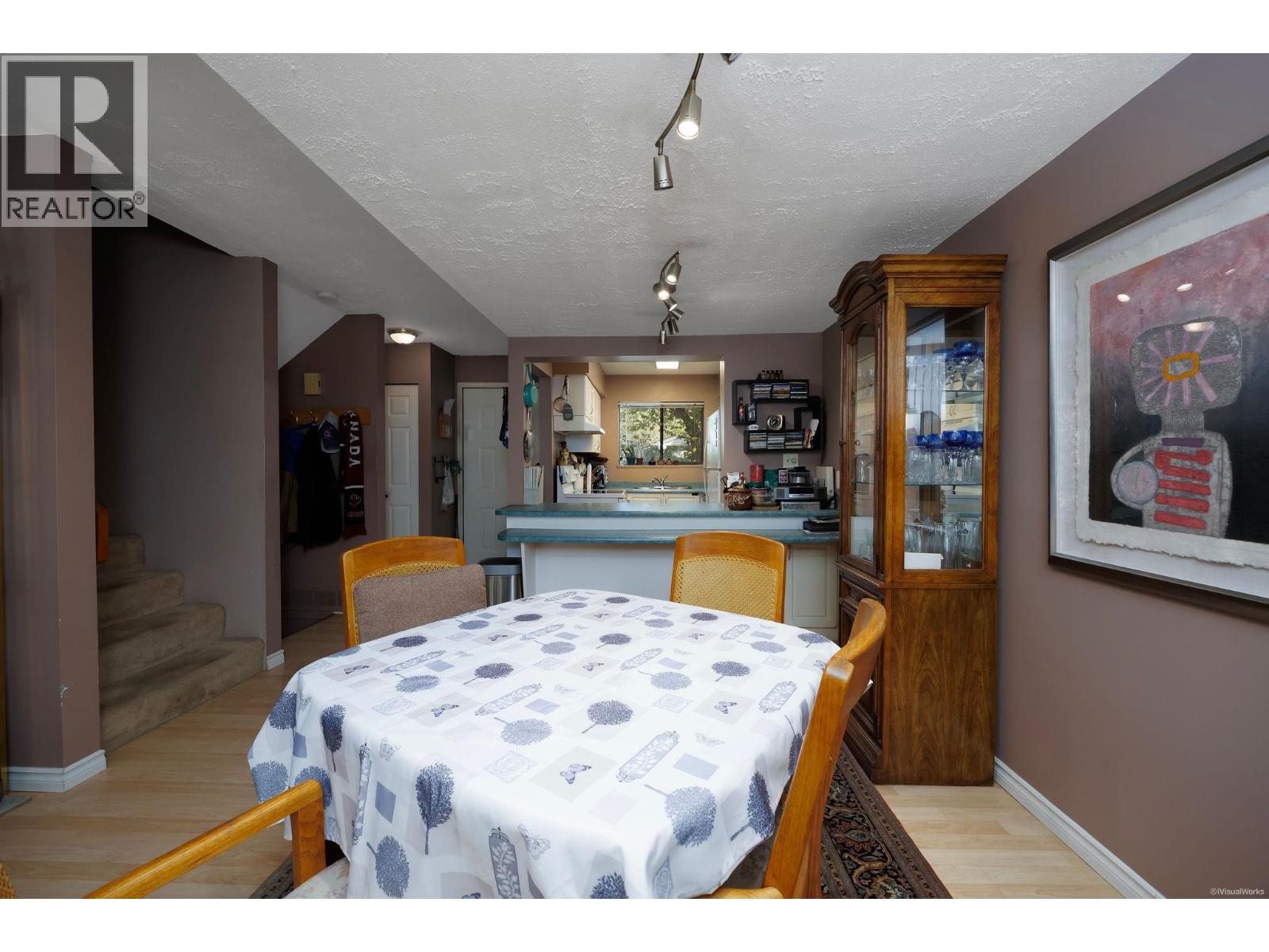 21 1174 Inlet Street Property Photo 8