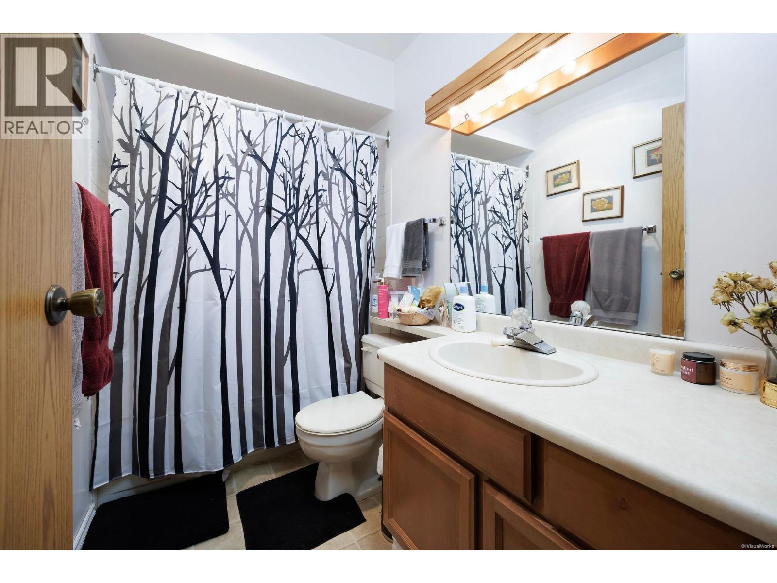 21 1174 Inlet Street Property Photo 19