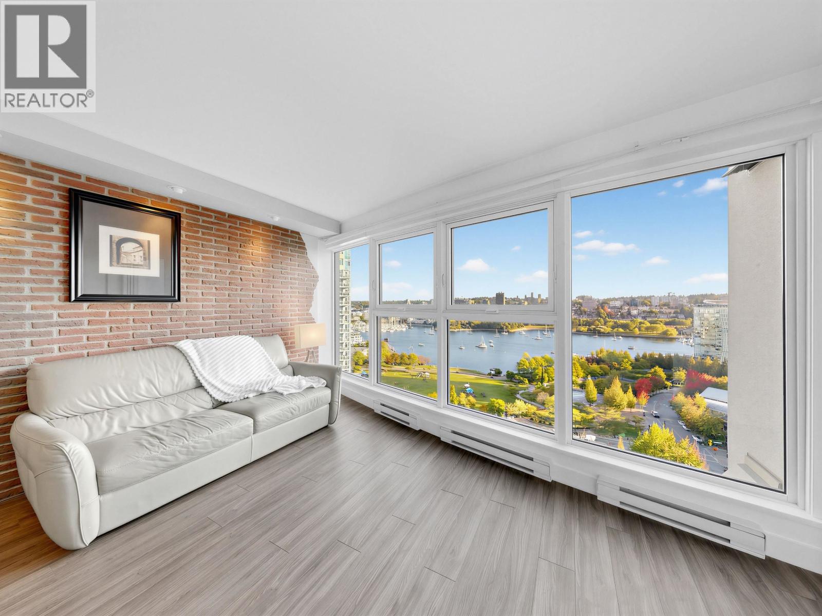 1904 1323 Homer Street Property Photo 5