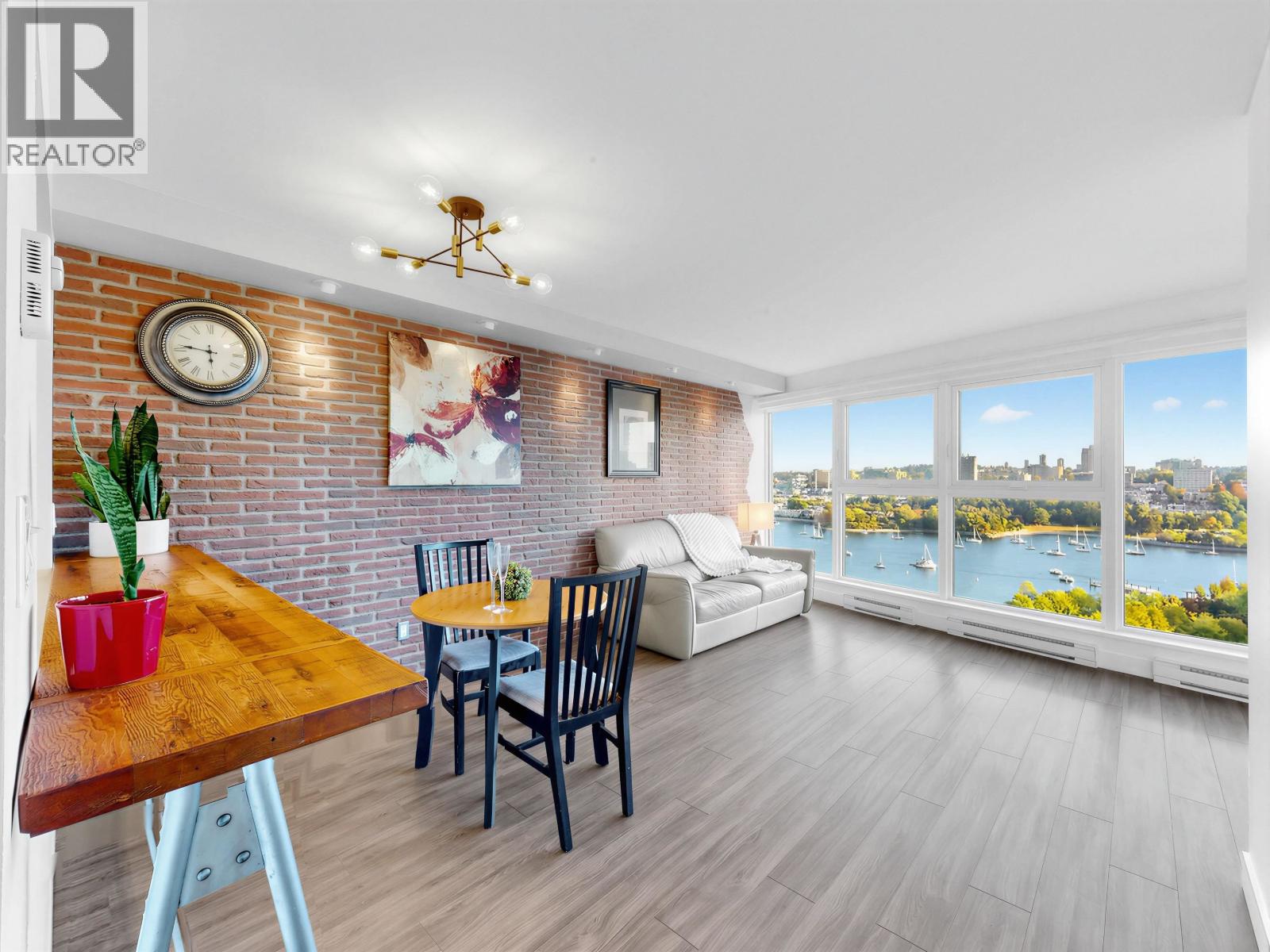 1904 1323 Homer Street Property Photo 10