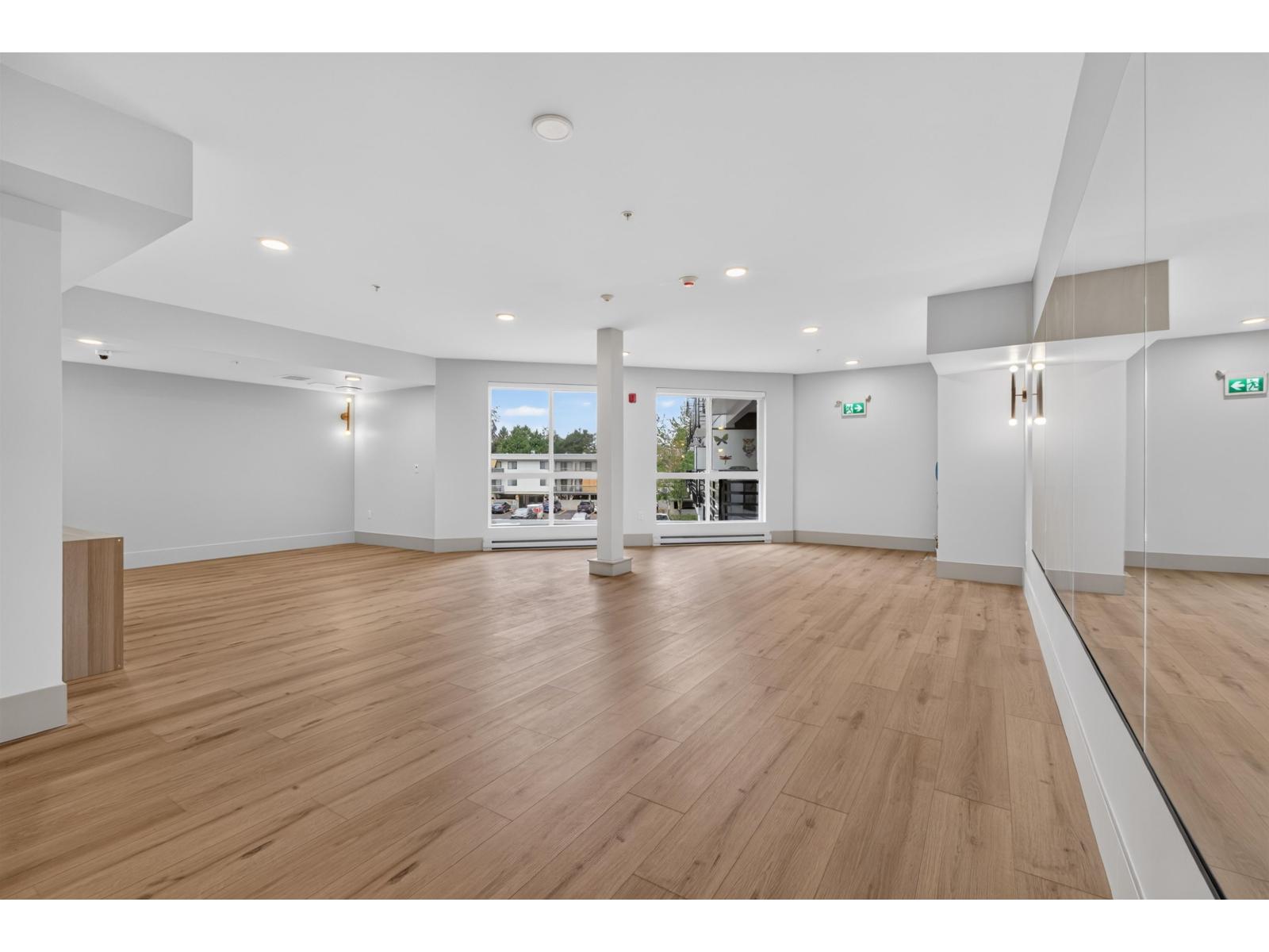 224 20769 Fraser Highway Property Photo 26