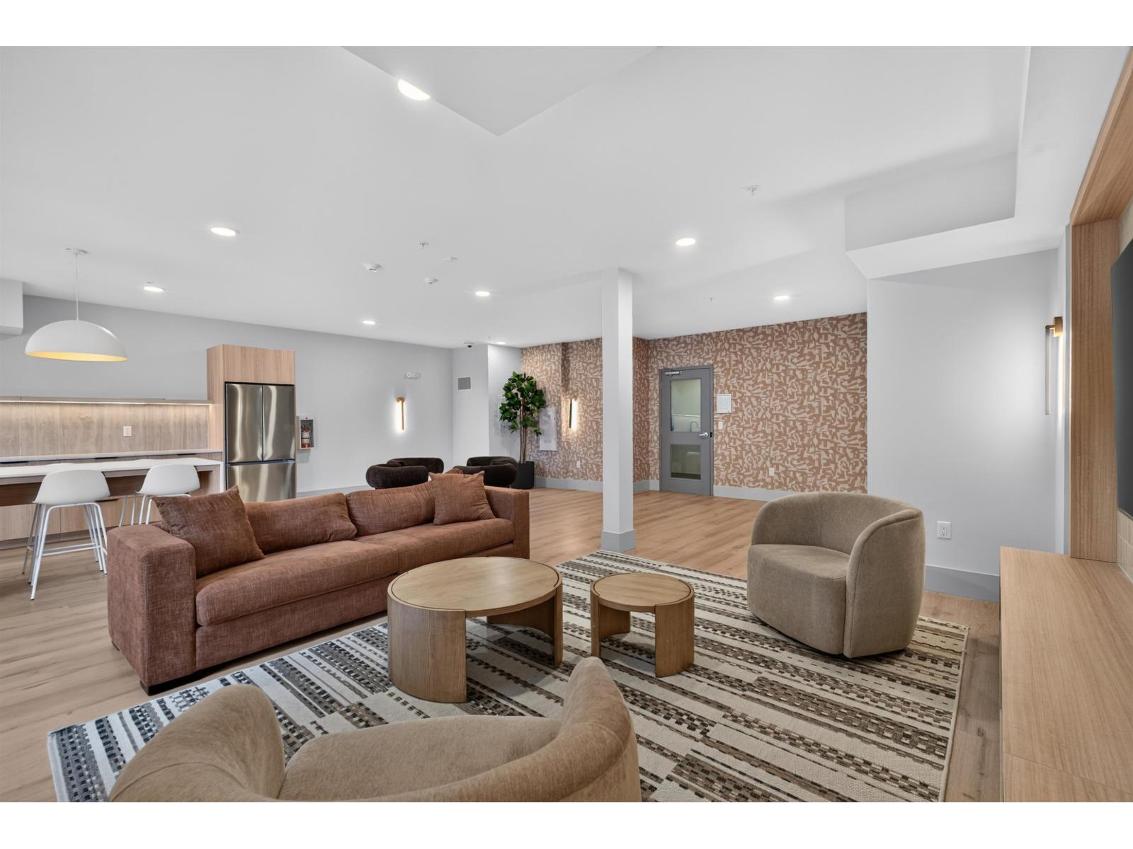 224 20769 Fraser Highway Property Photo 32