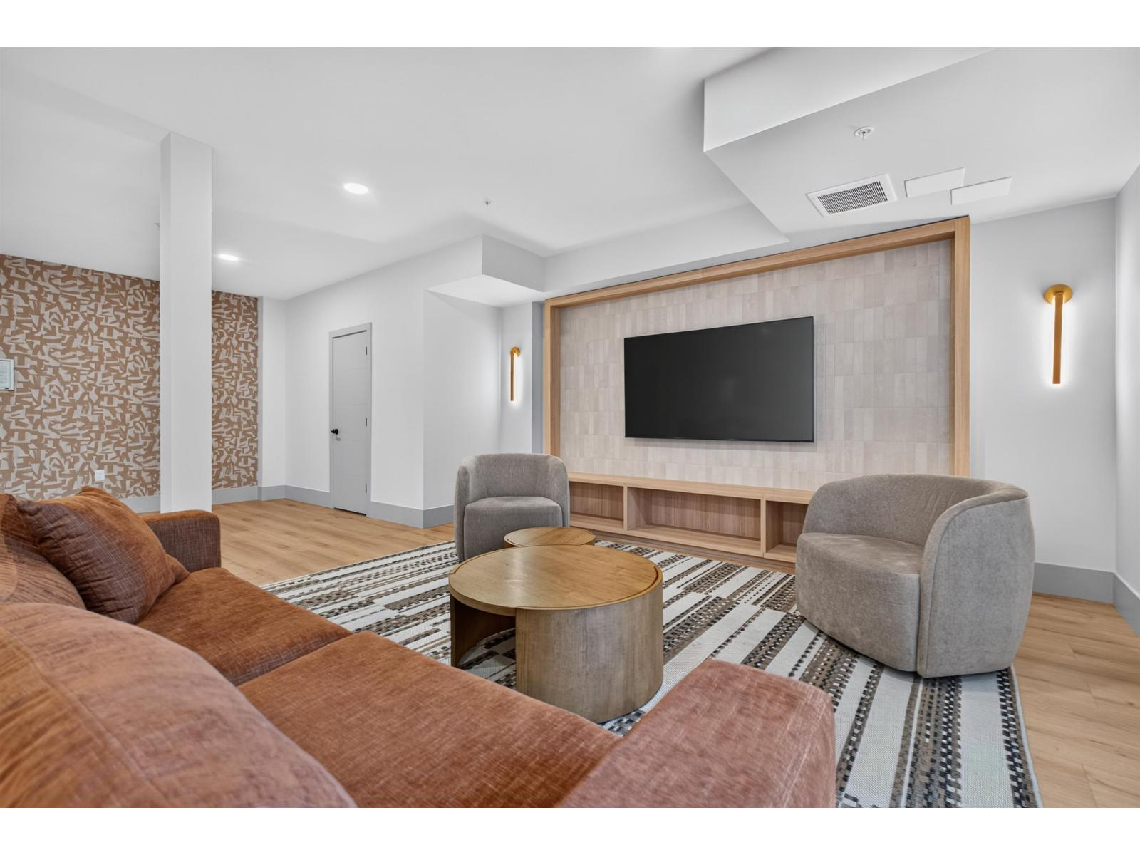 224 20769 Fraser Highway Property Photo 33