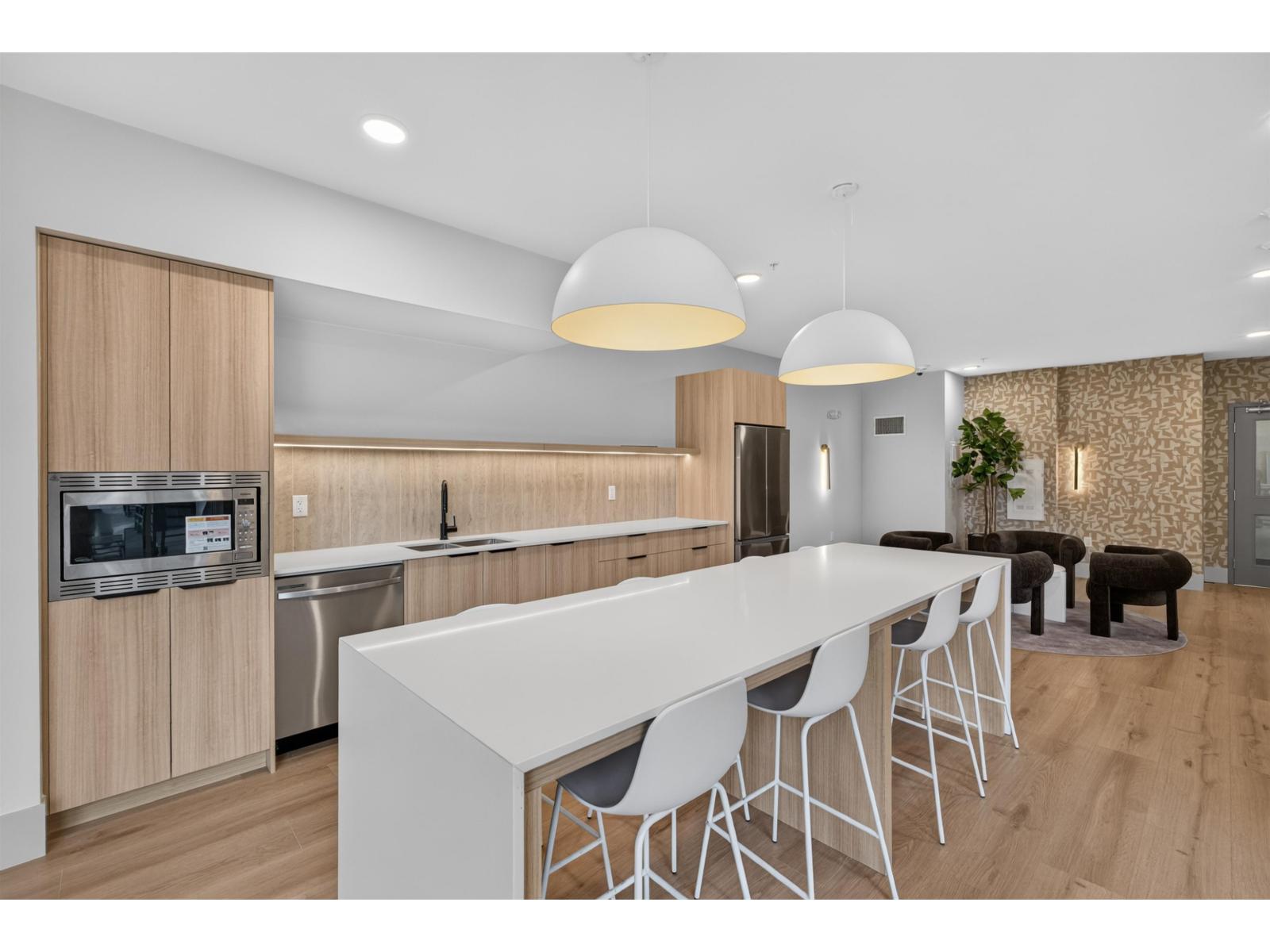 224 20769 Fraser Highway Property Photo 36
